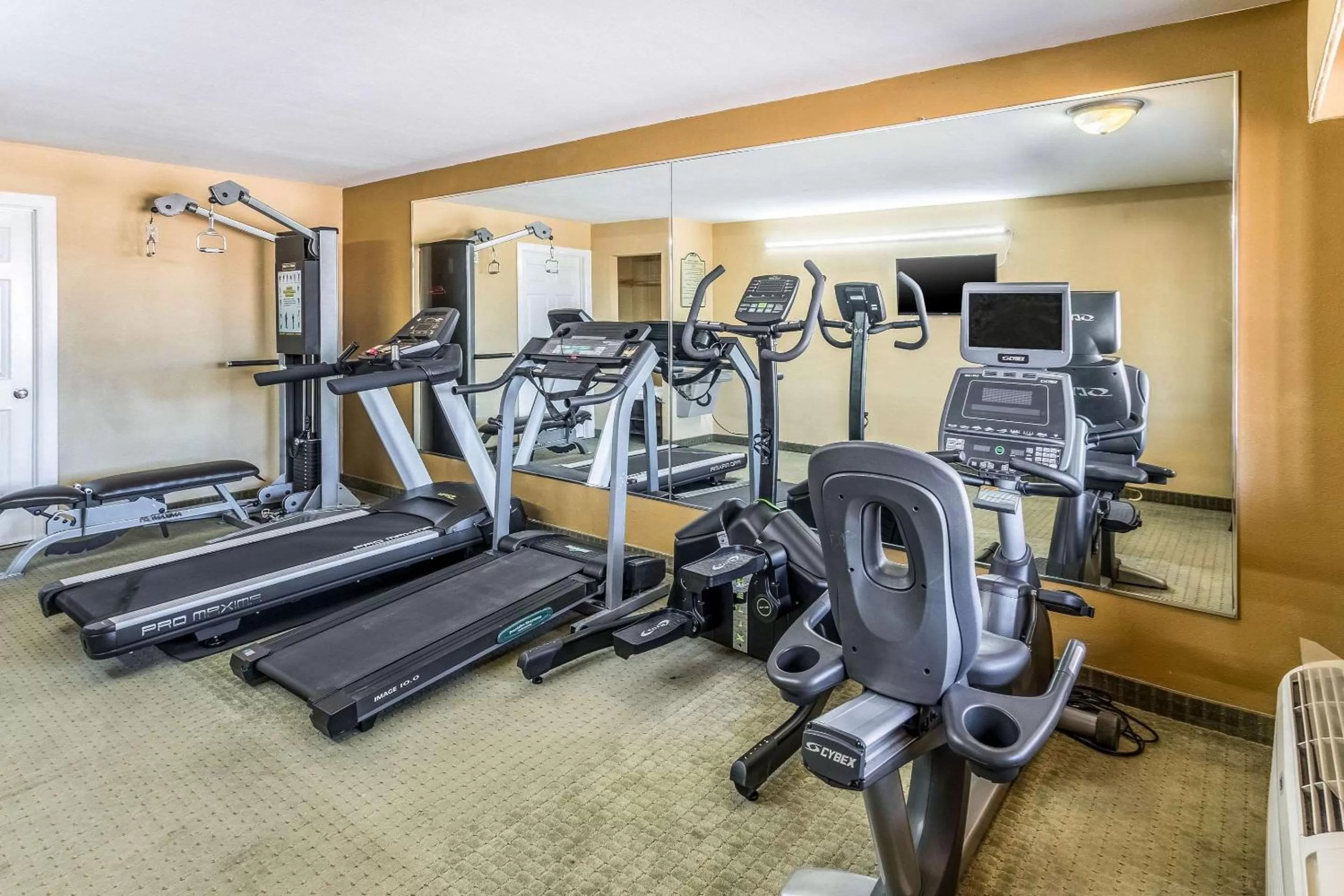 Fitness centre/facilities in Quality Inn Corsicana
