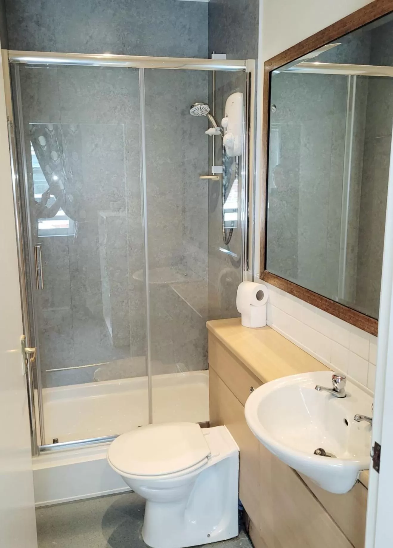 Bathroom in The Grey Horse