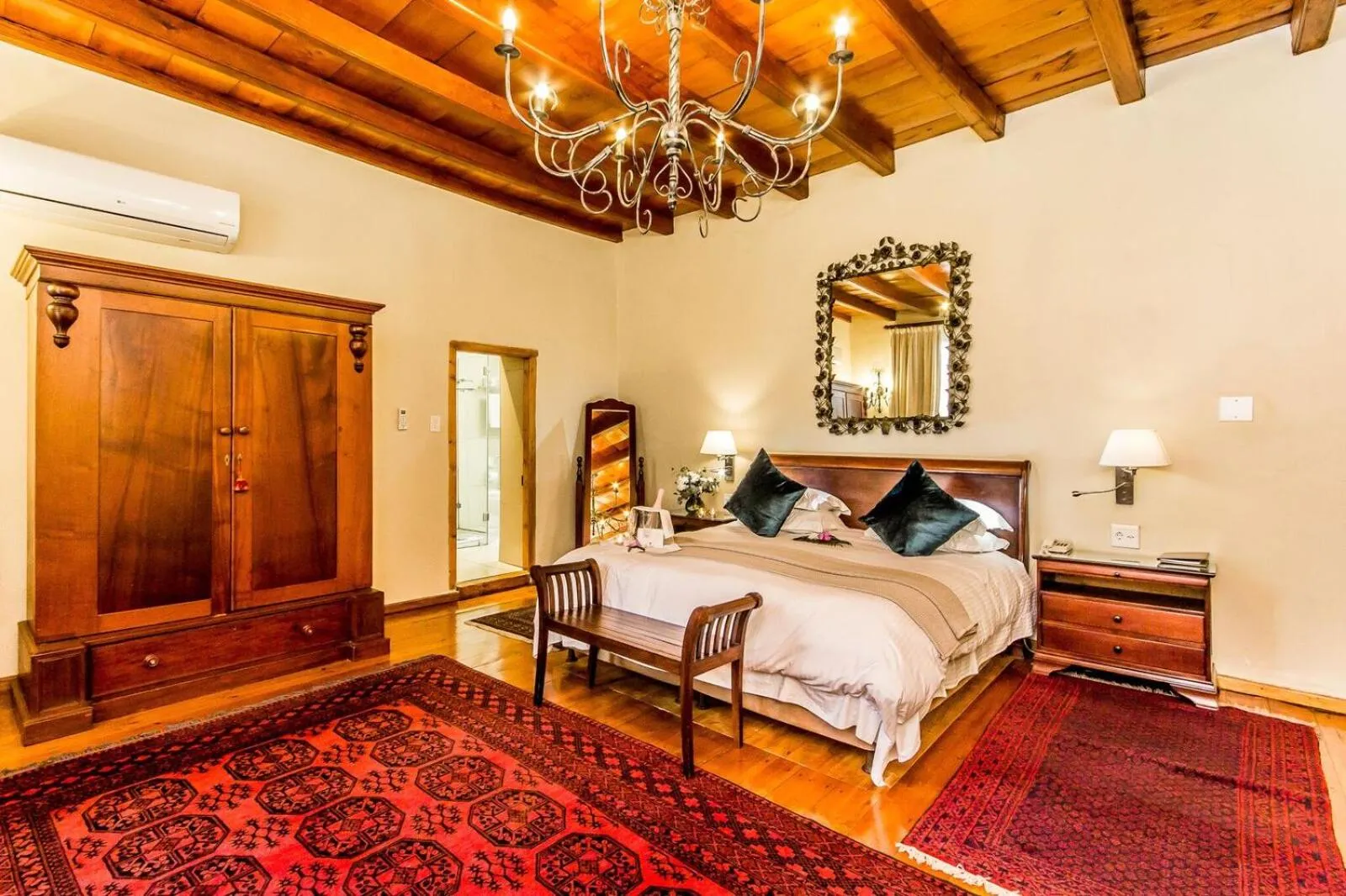 Bedroom, Bed in Lemoenkloof Boutique Hotel
