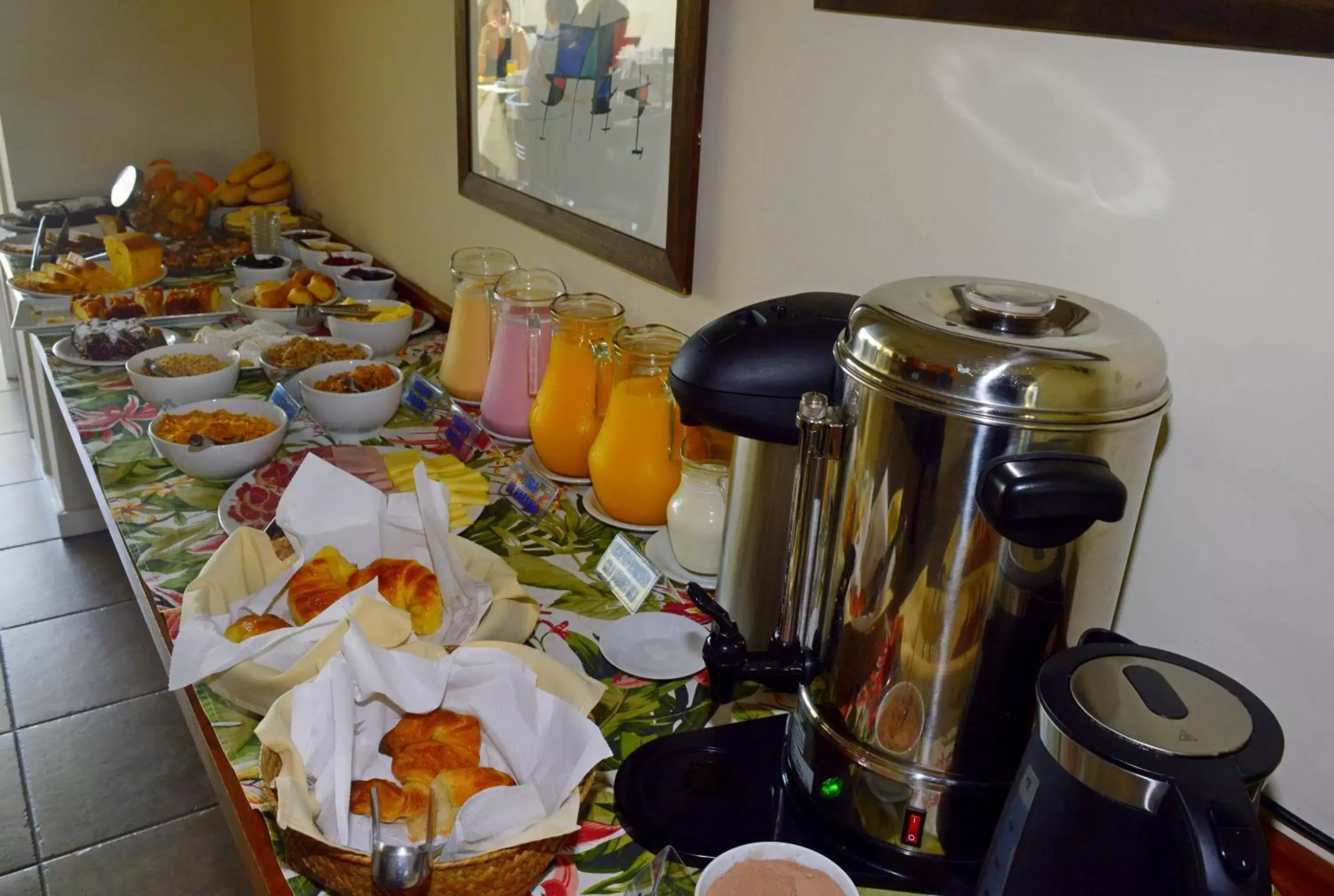 Buffet breakfast in Joan Miró Hotel