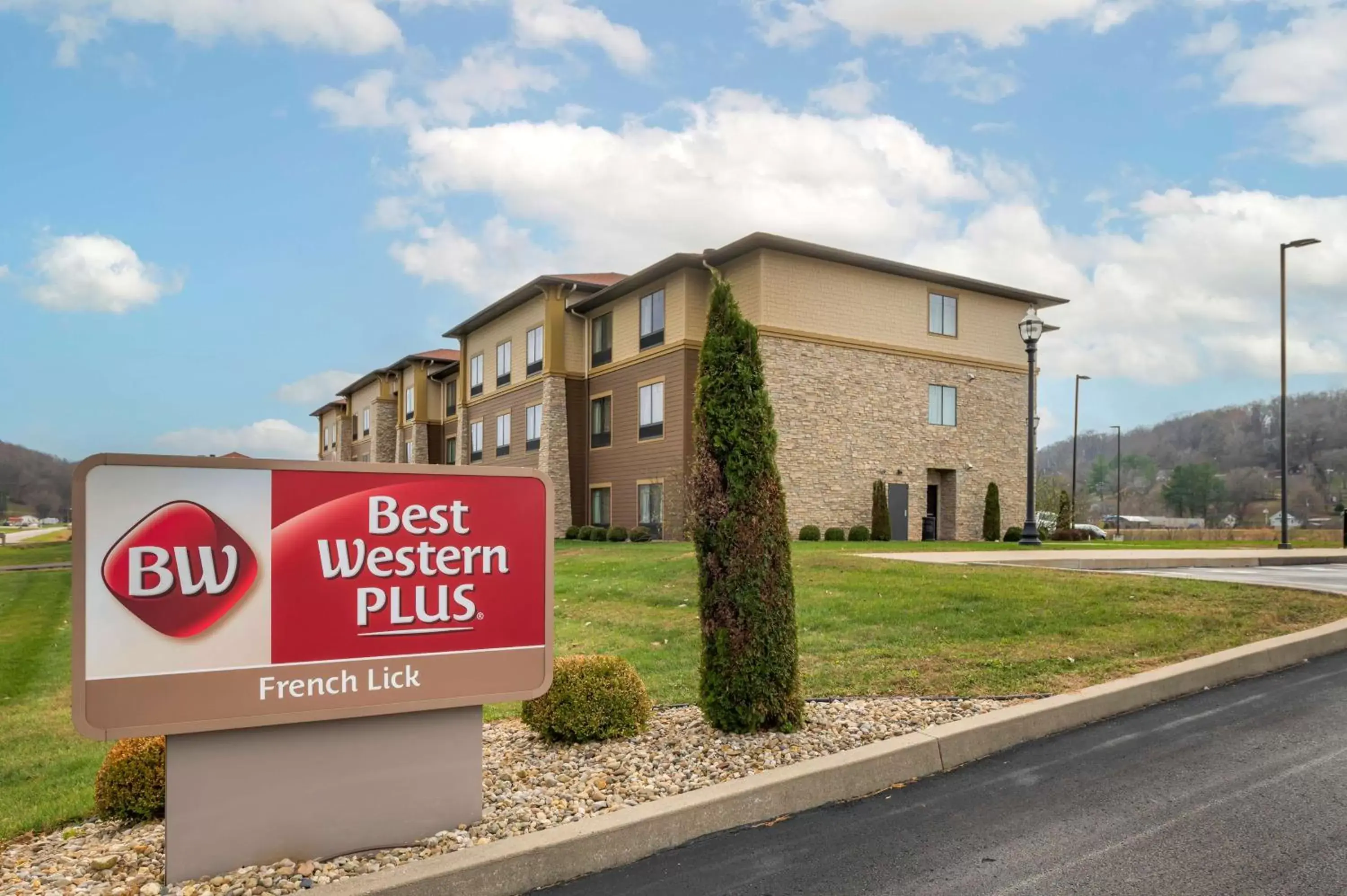 Property Building in Best Western Plus French Lick