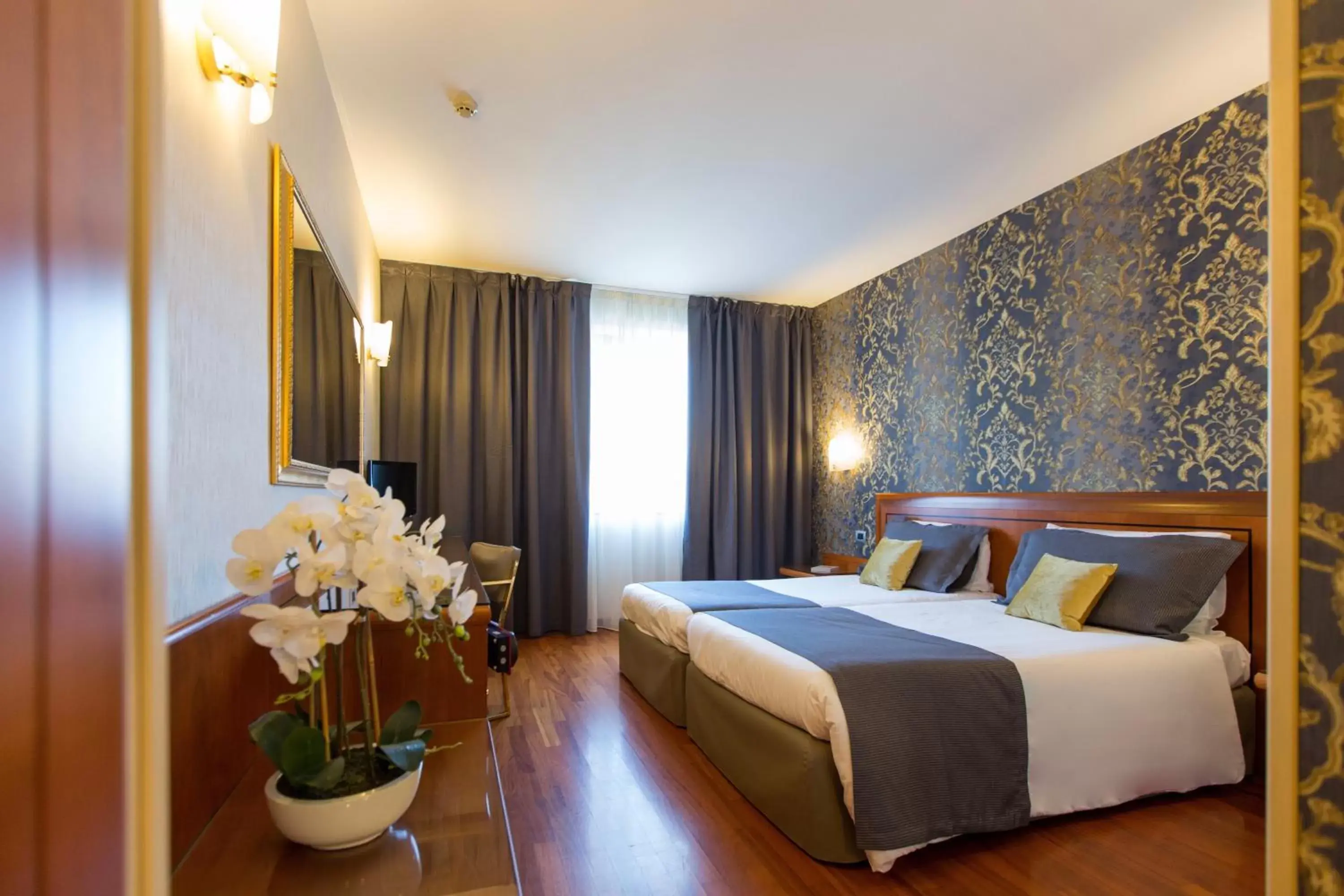 Bedroom, Bed in Hotel Palace Verona