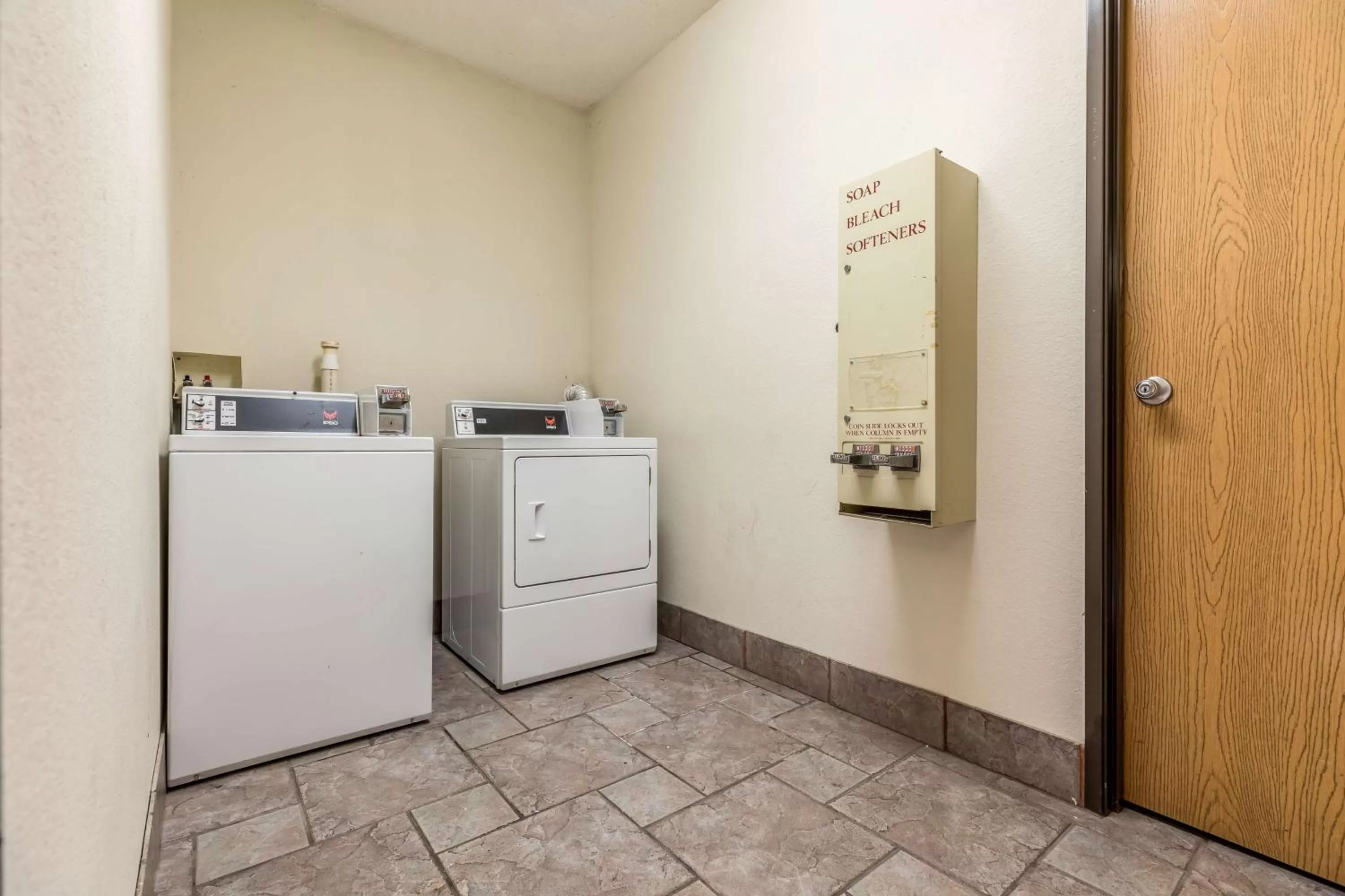 laundry in Motel 6-Indianapolis, IN - Southport