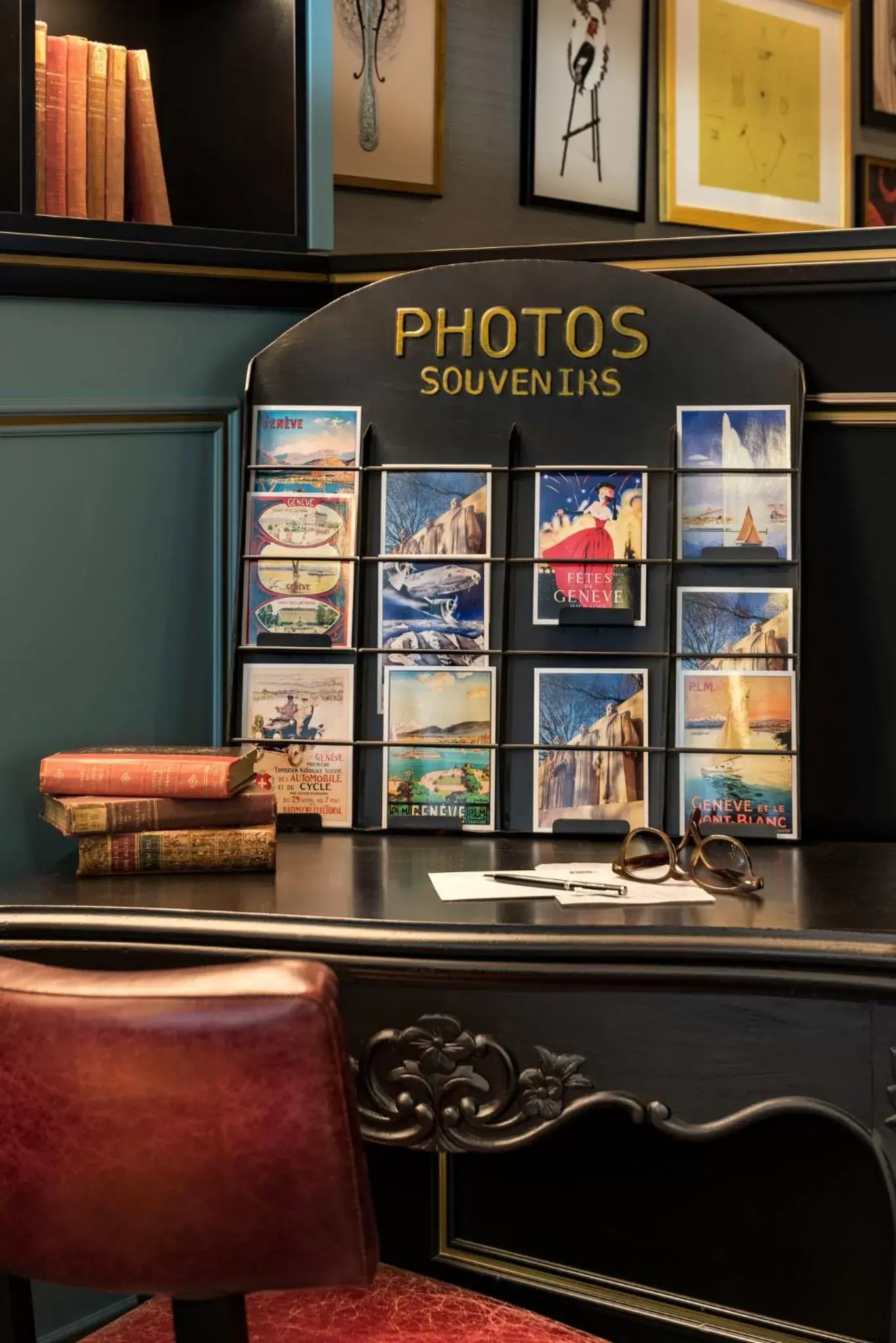 Lobby or reception in Hotel Rotary Geneva - MGallery