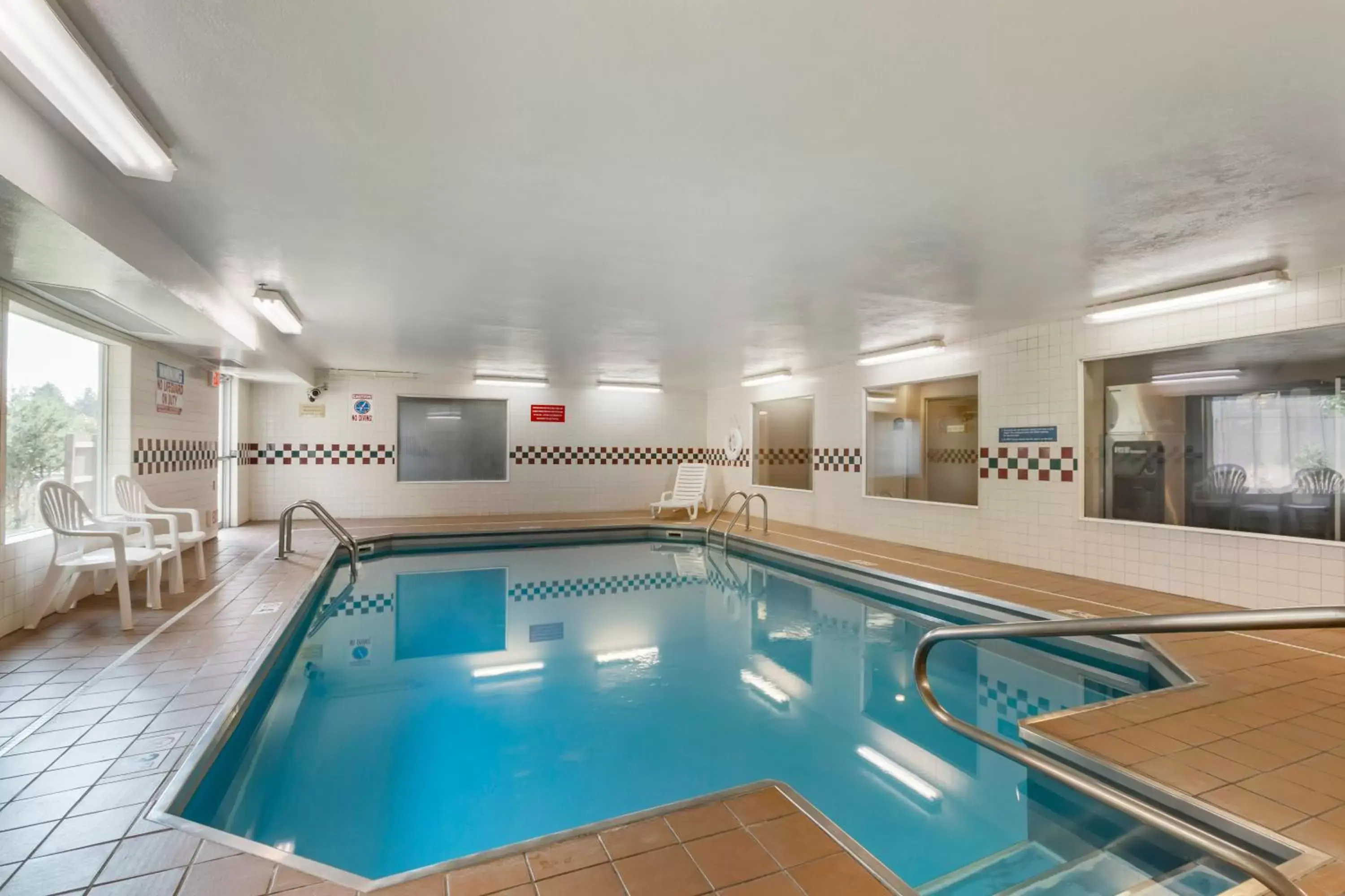 Property building, Swimming Pool in Quality Inn Red Lodge Gateway To Yellowstone