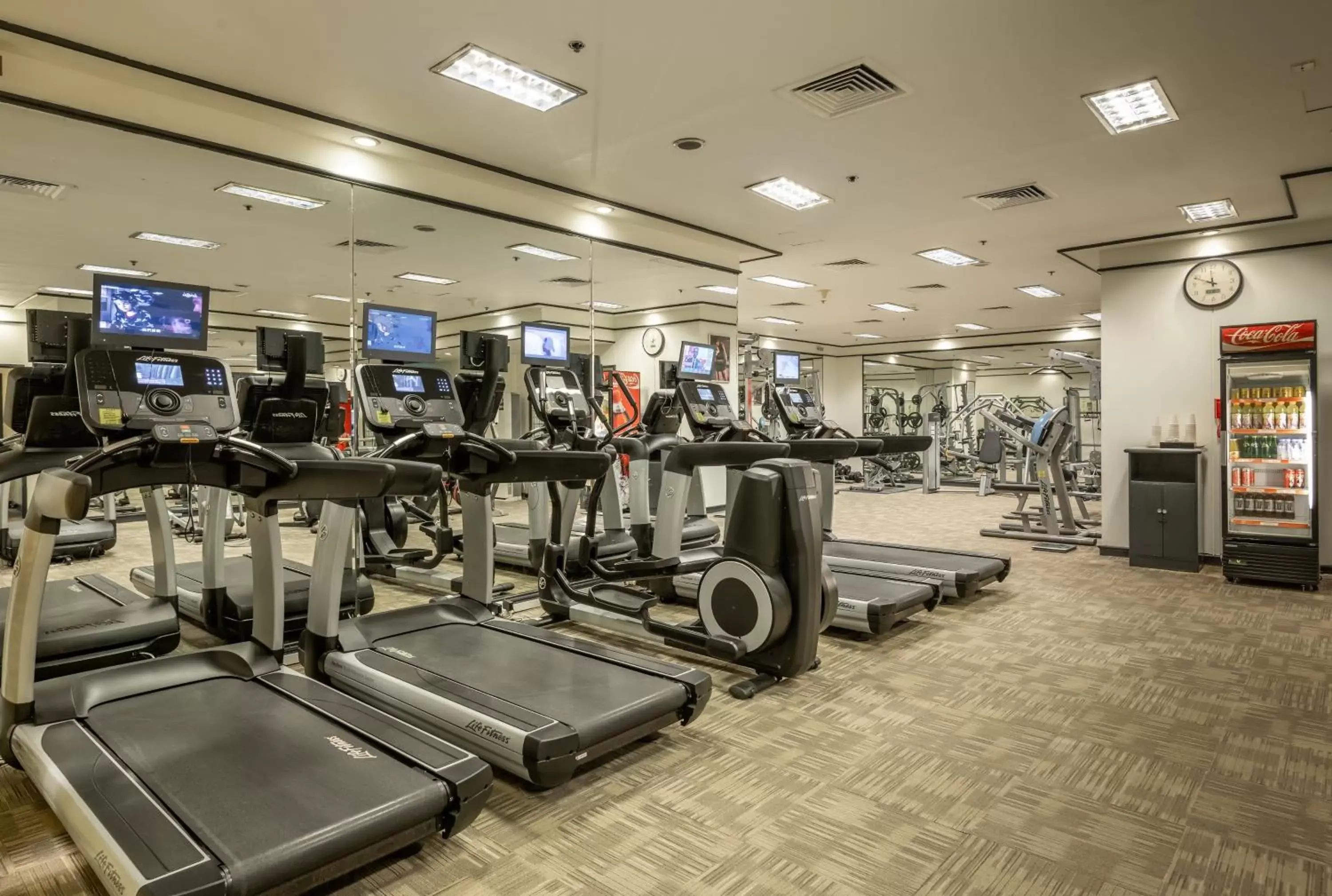 Fitness centre/facilities, Fitness Center/Facilities in Crowne Plaza Shanghai, an IHG Hotel