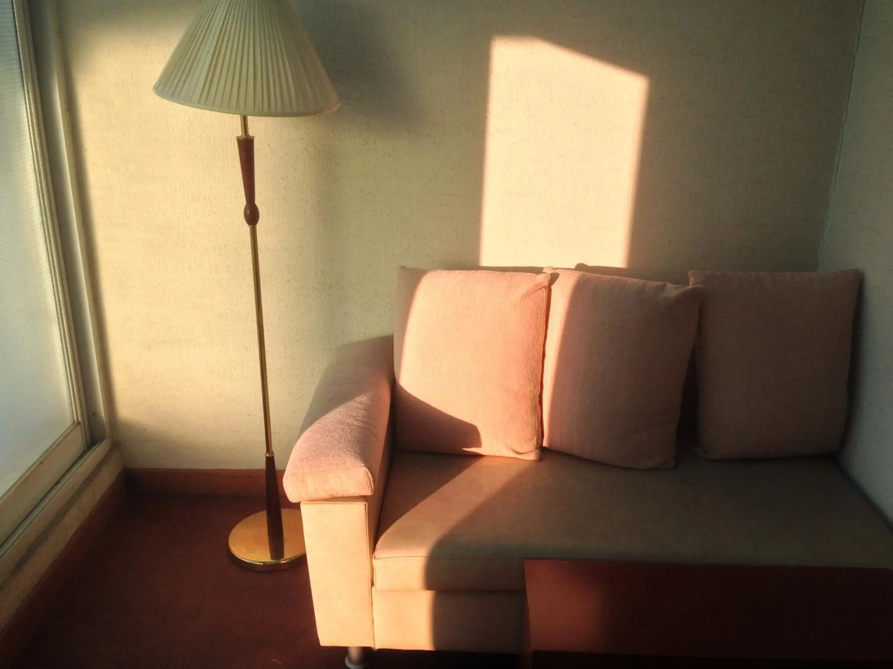 Seating Area in Goodstay Herotel