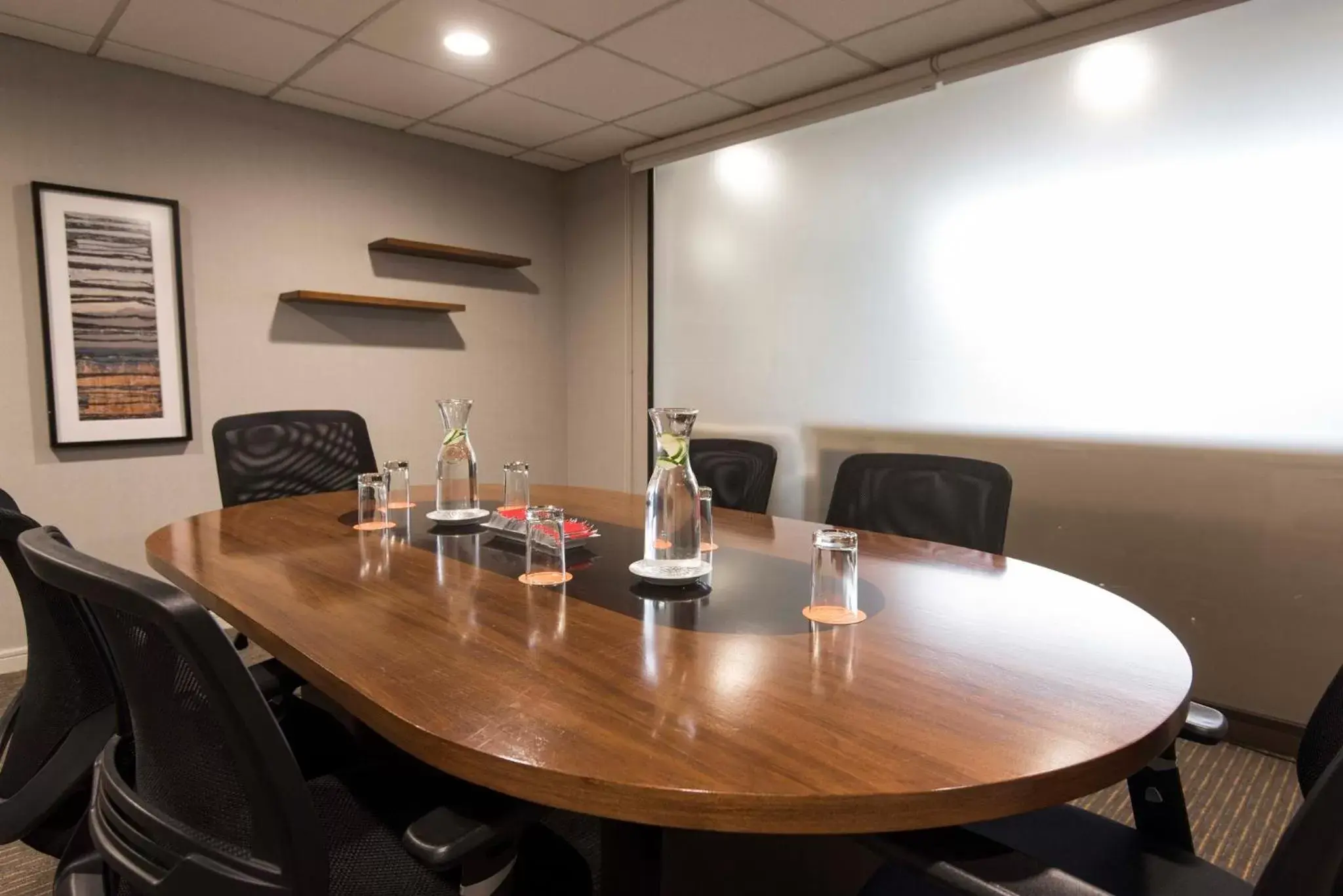 Meeting/conference room in Holiday Inn Express - Concepcion, an IHG Hotel