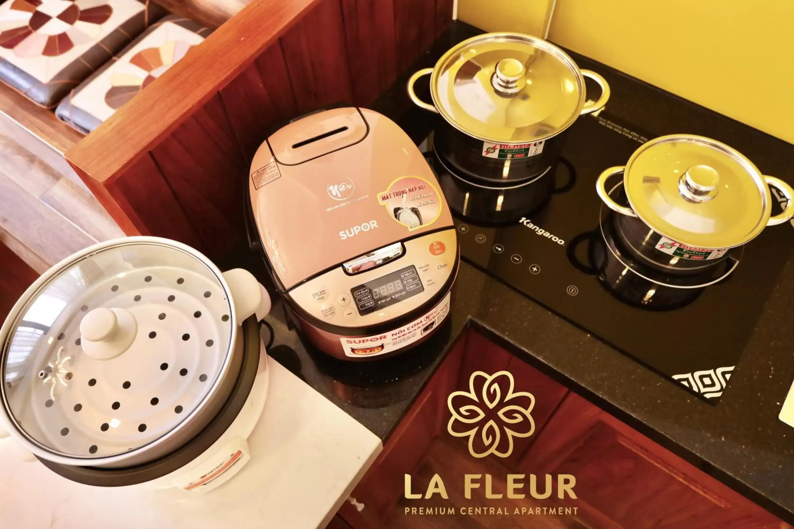 Food close-up, Coffee/Tea Facilities in La Fleur Premium Central Apartment