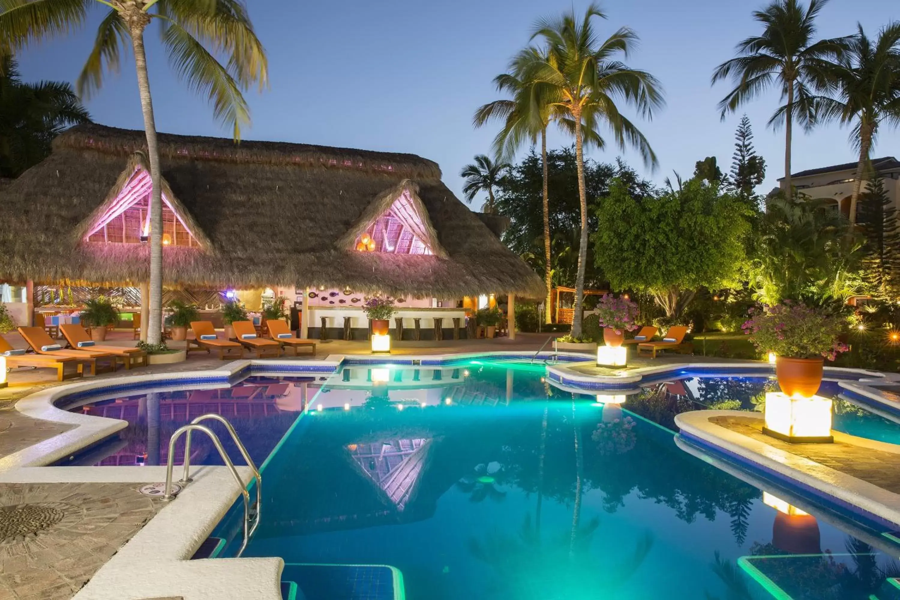 Patio, Swimming Pool in Flamingo Vallarta Hotel & Marina