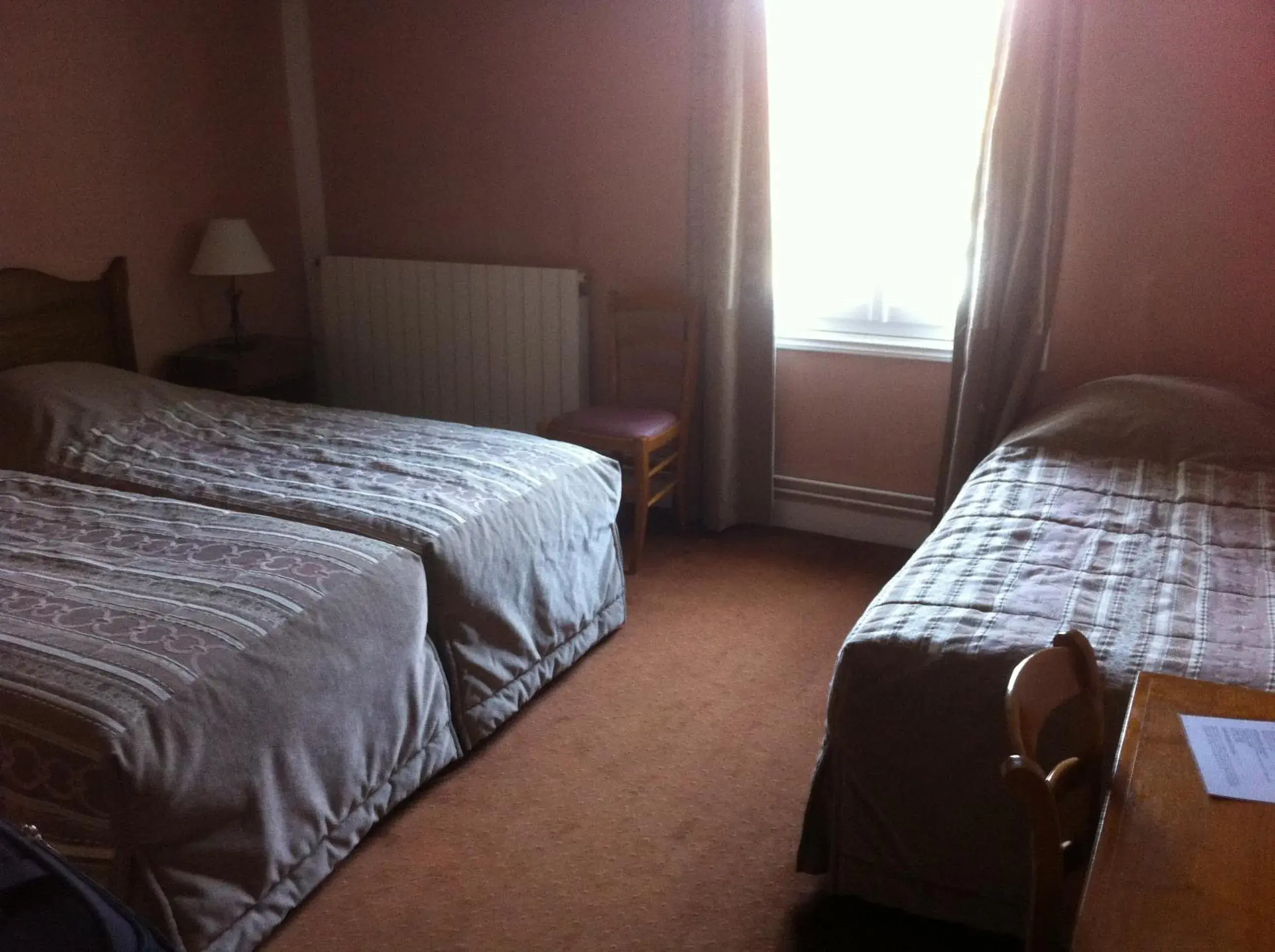 Photo of the whole room, Bed in Hostellerie de Pavillon Saint-Hubert