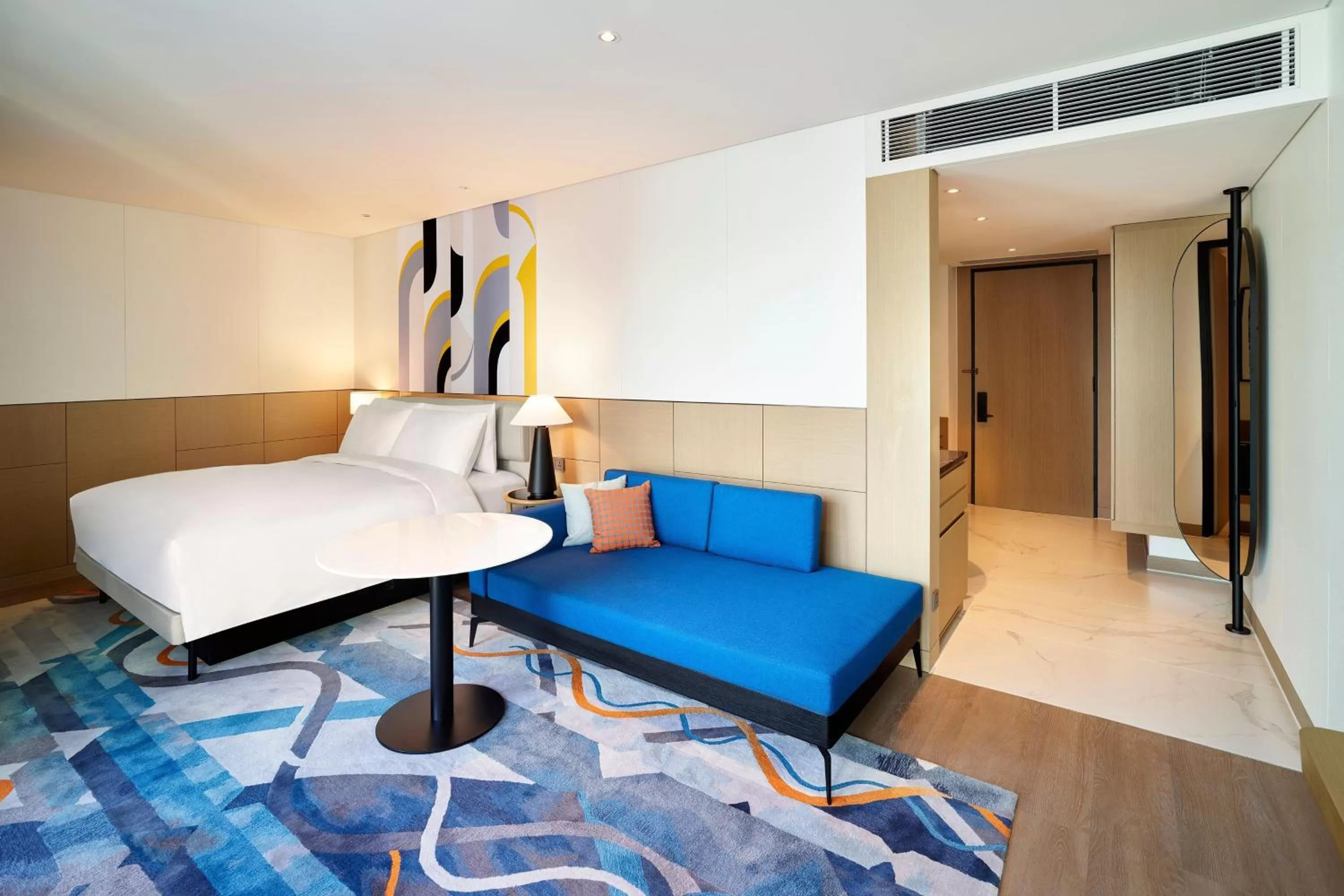 Lounge or bar, Bed in Le Meridien Seoul Myeongdong