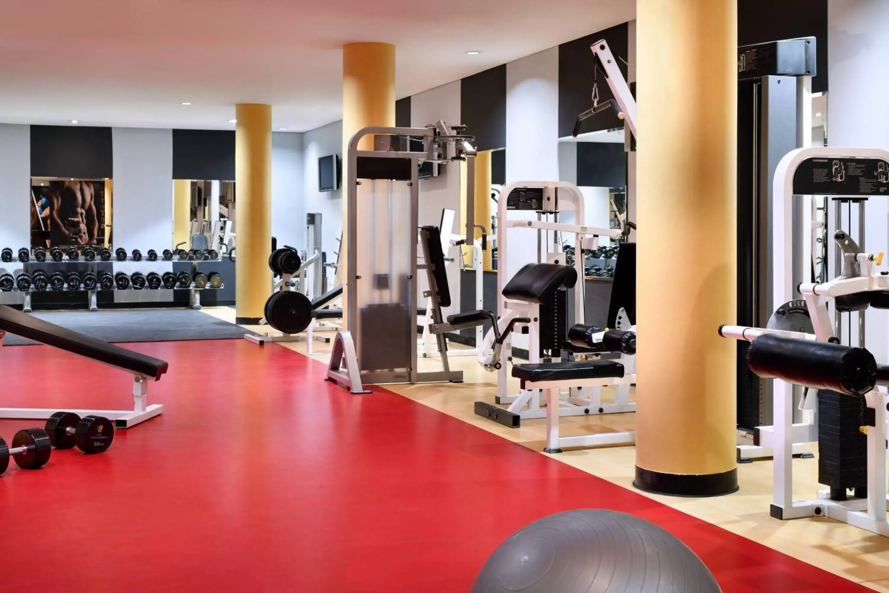 Fitness centre/facilities, Fitness Center/Facilities in Riyadh Marriott Hotel