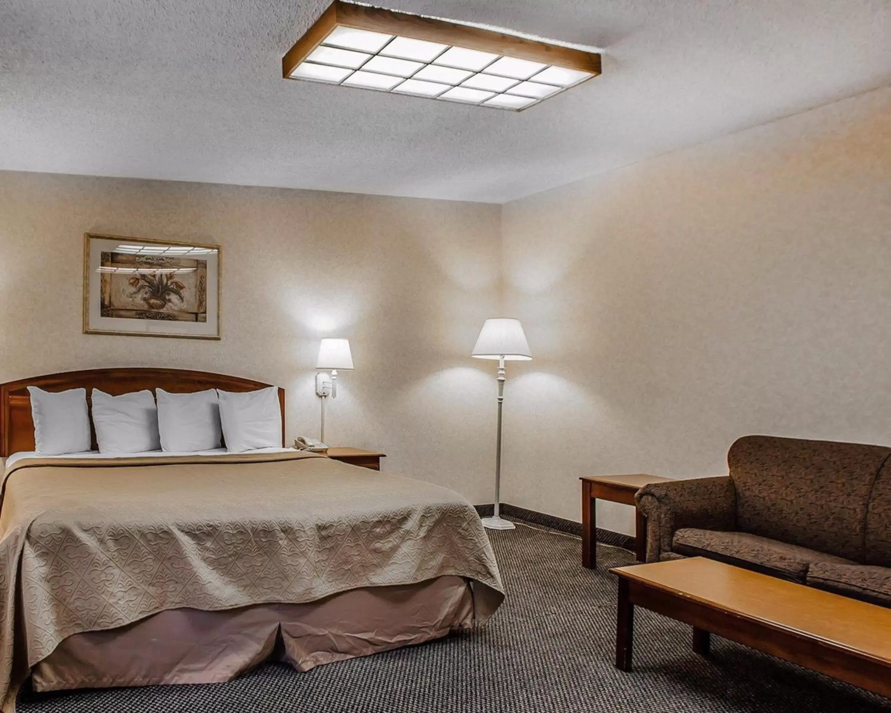 King Room - Smoking  in Rodeway Inn Conference Center Montgomeryville