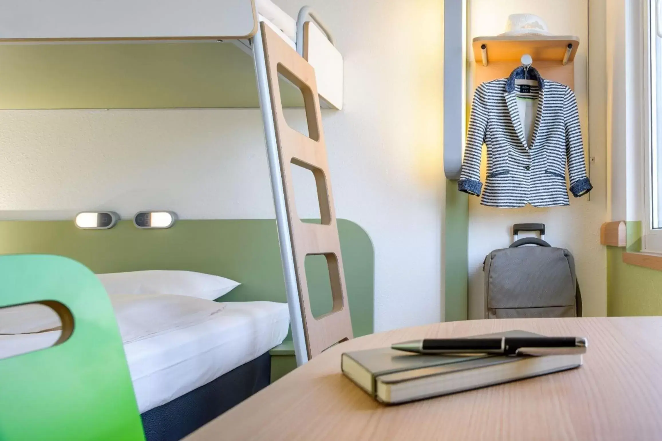 Bed, Bunk Bed in ibis budget Antwerpen Centraal Station