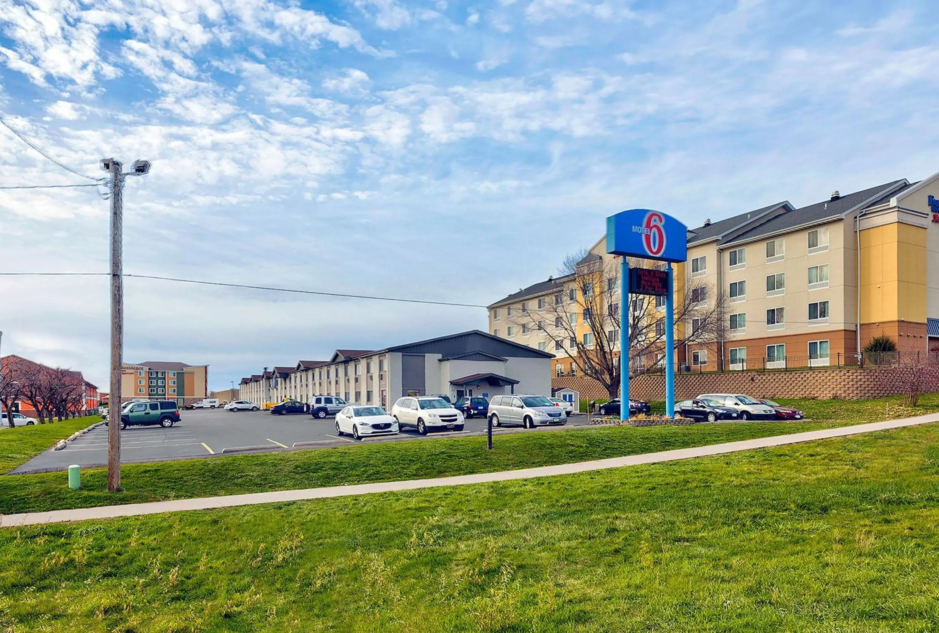 Property building in Motel 6-Cedar Rapids, IA - Airport