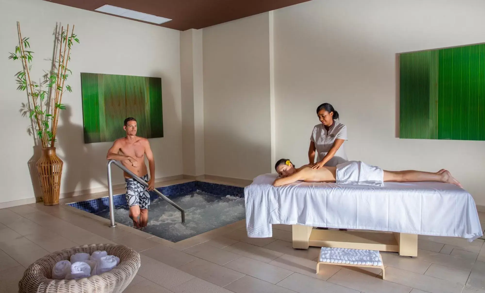 Spa and wellness centre/facilities in Royalton Hideaway Punta Cana, An Autograph Collection All-Inclusive Resort & Casino - Adults Only Spa and wellness centre/facilities in Royalton Hideaway Punta Cana, An Autograph Collection All-Inclusive Resort & Casino - Adults Only
