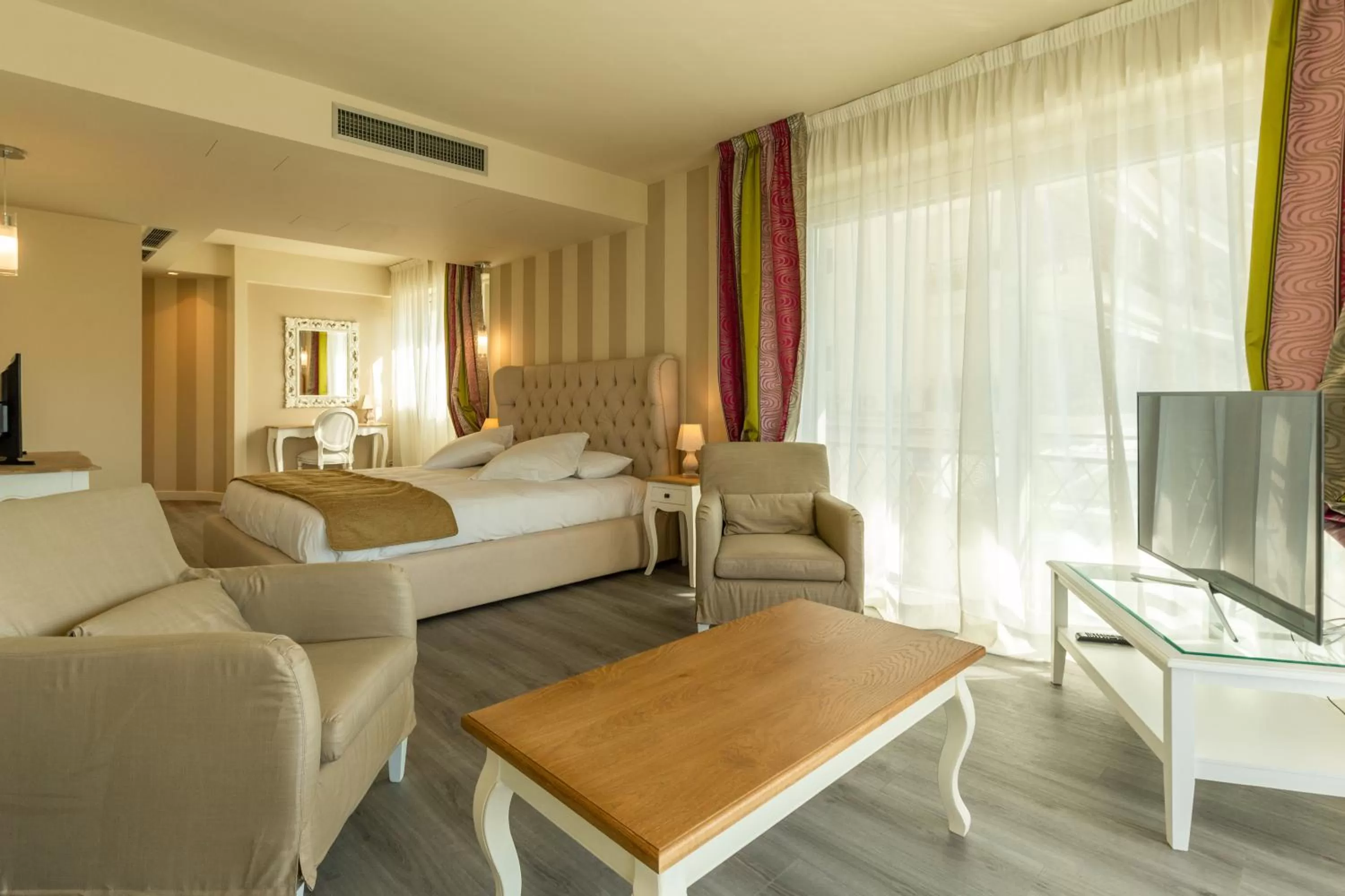 Photo of the whole room, Bed in La Dolce Vita Hotel