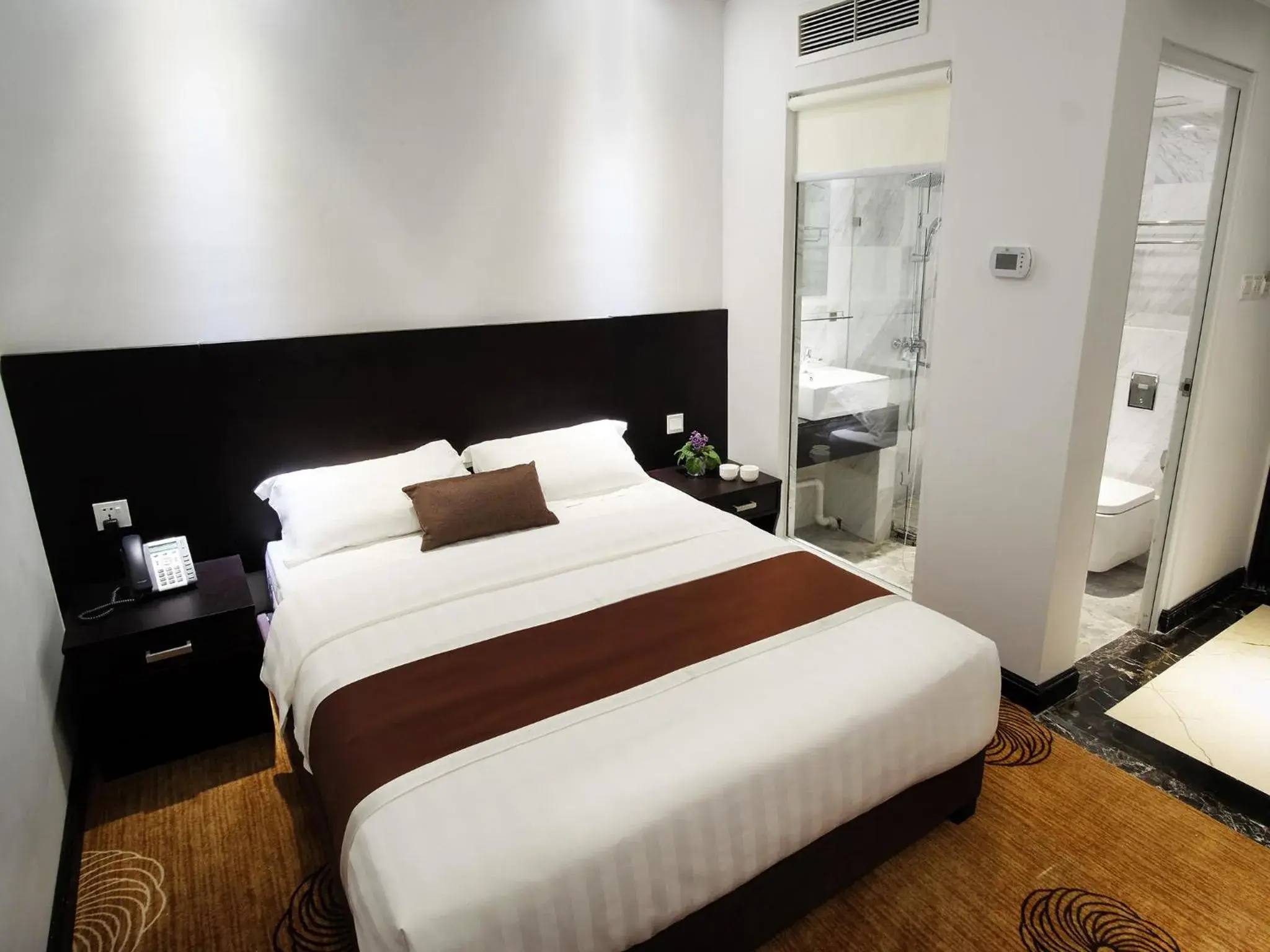 Bedroom, Bed in InnB Park Hotel