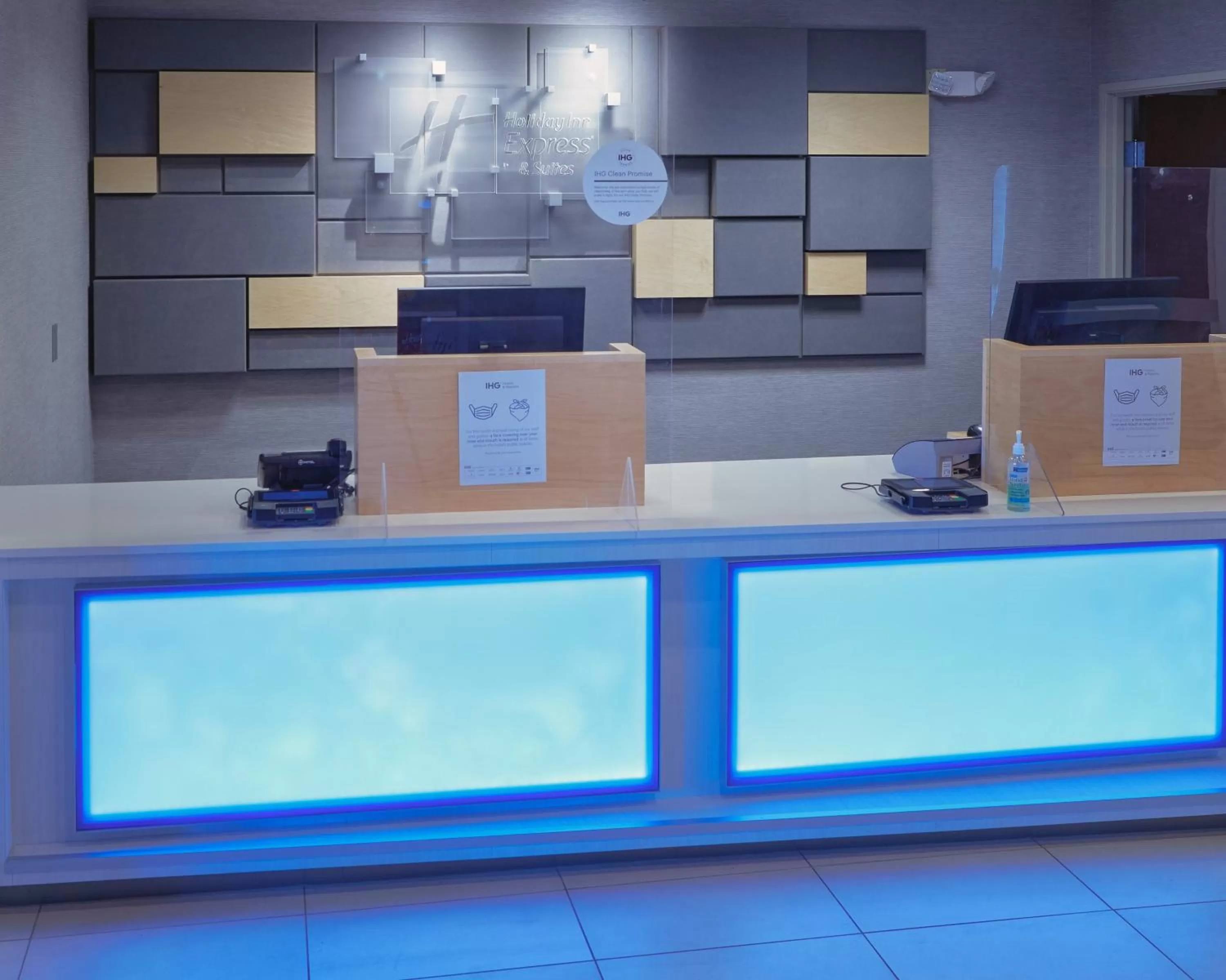 Property building in Holiday Inn Express Hotel and Suites Akron South-Airport Area by IHG