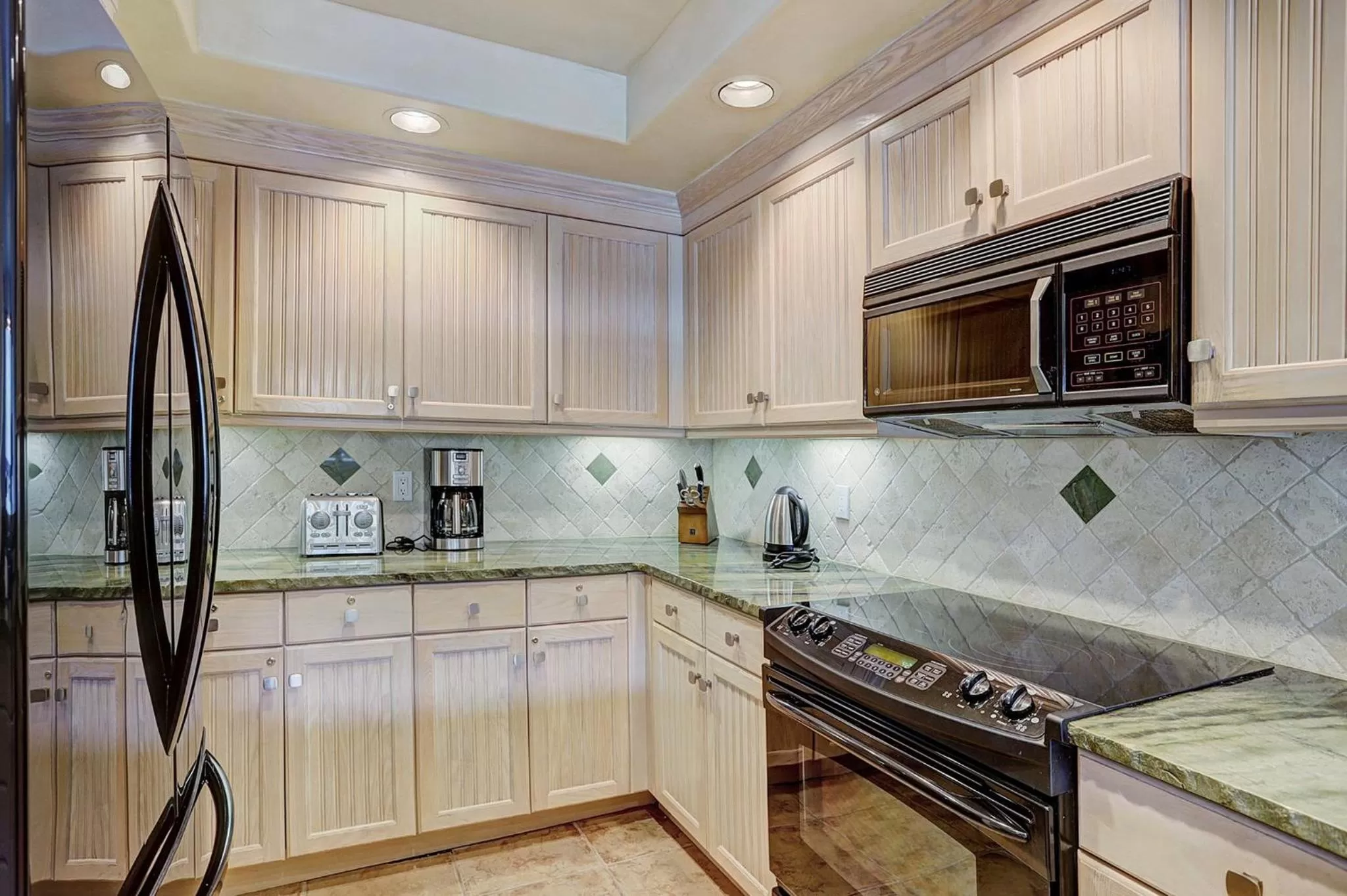 Kitchen or kitchenette in The Pines Lodge, a RockResort
