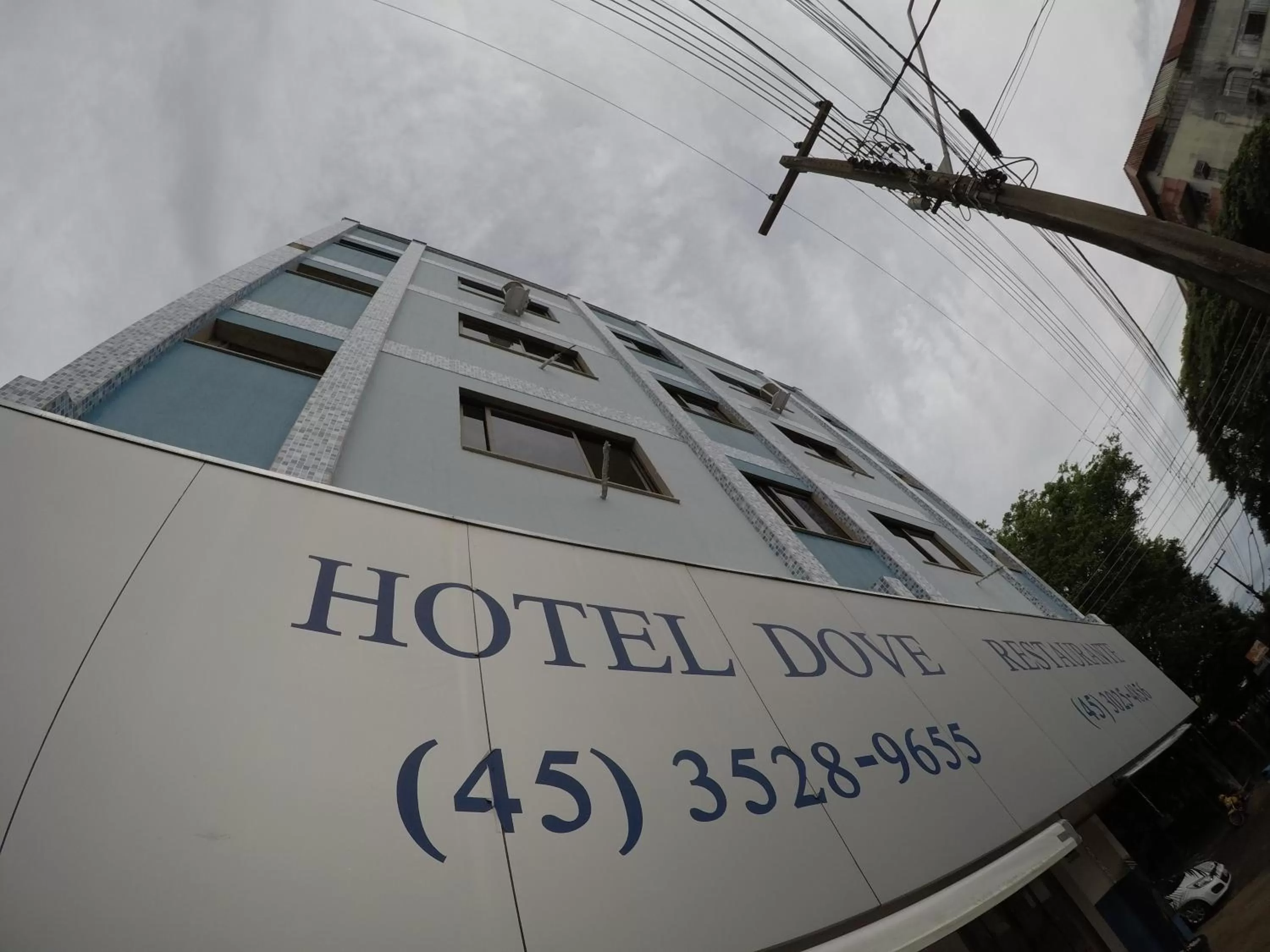 Facade/entrance in Hotel Dove