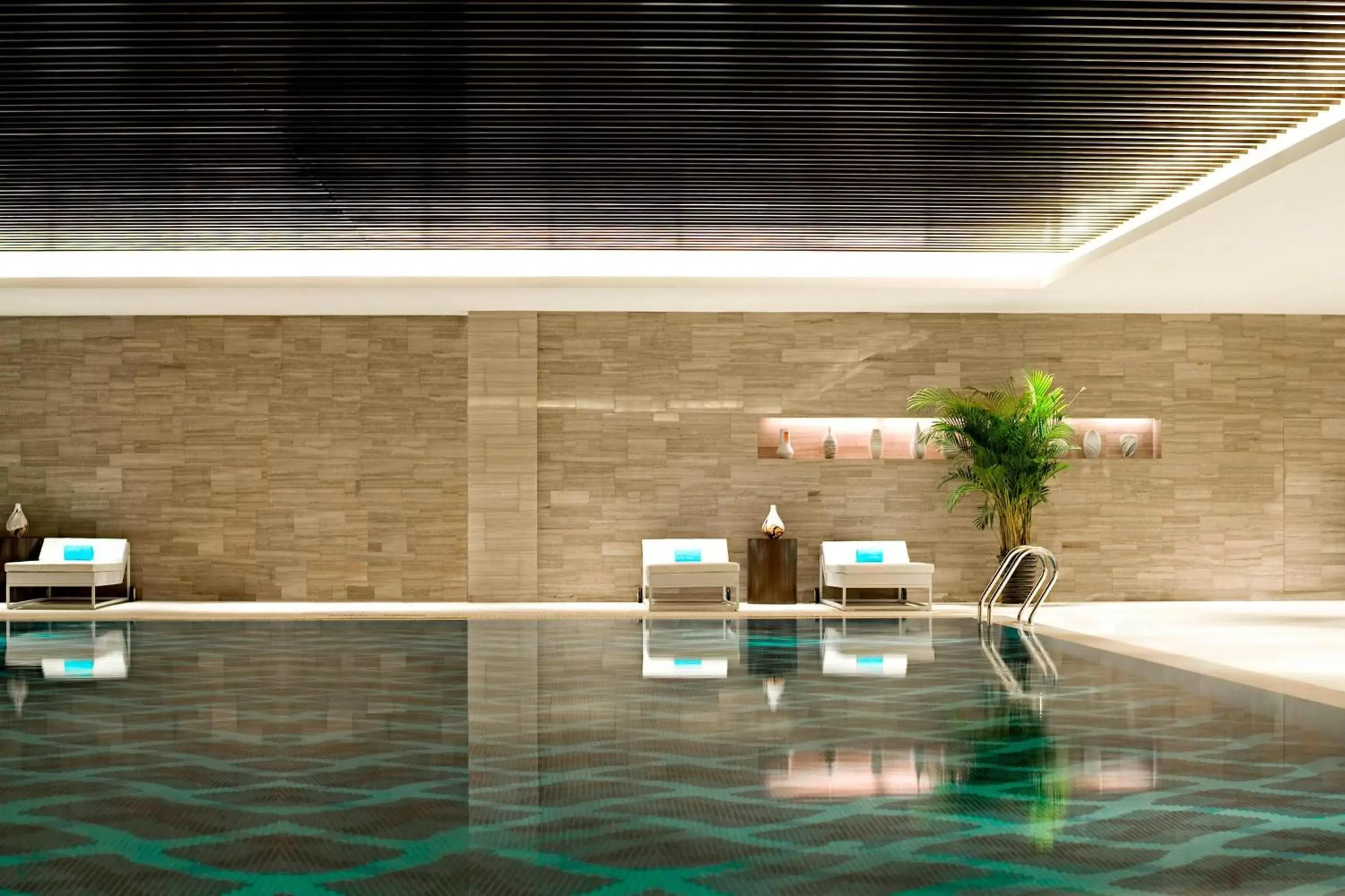 Swimming pool in Le Meridien Qingdao