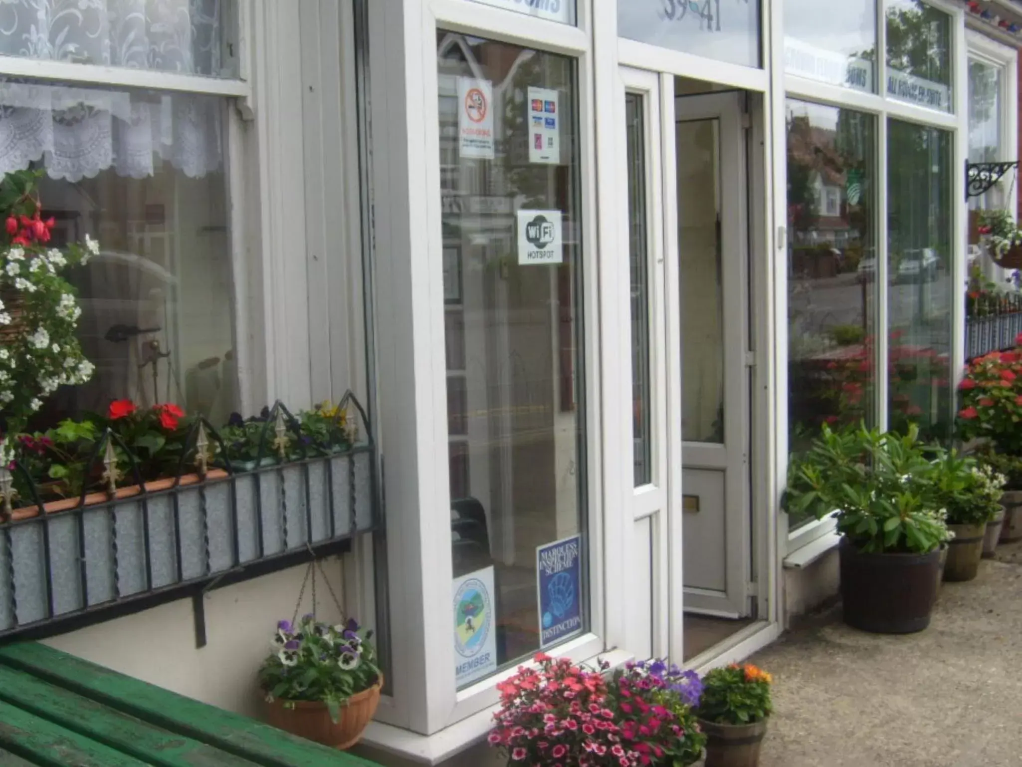 Facade/entrance in Ivydene Guest House