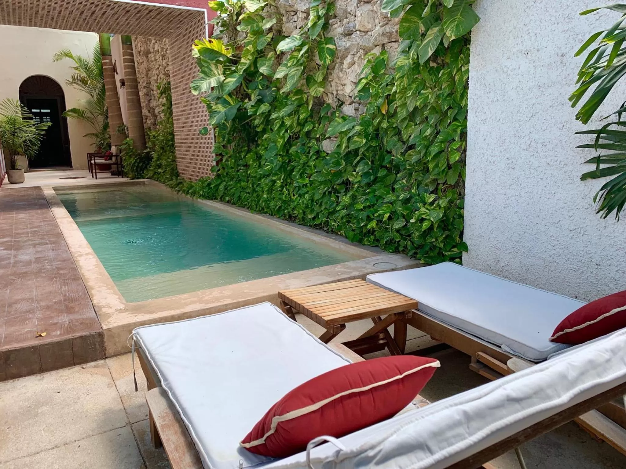 Swimming pool in Casa Italia Luxury Guest House - Adults Only