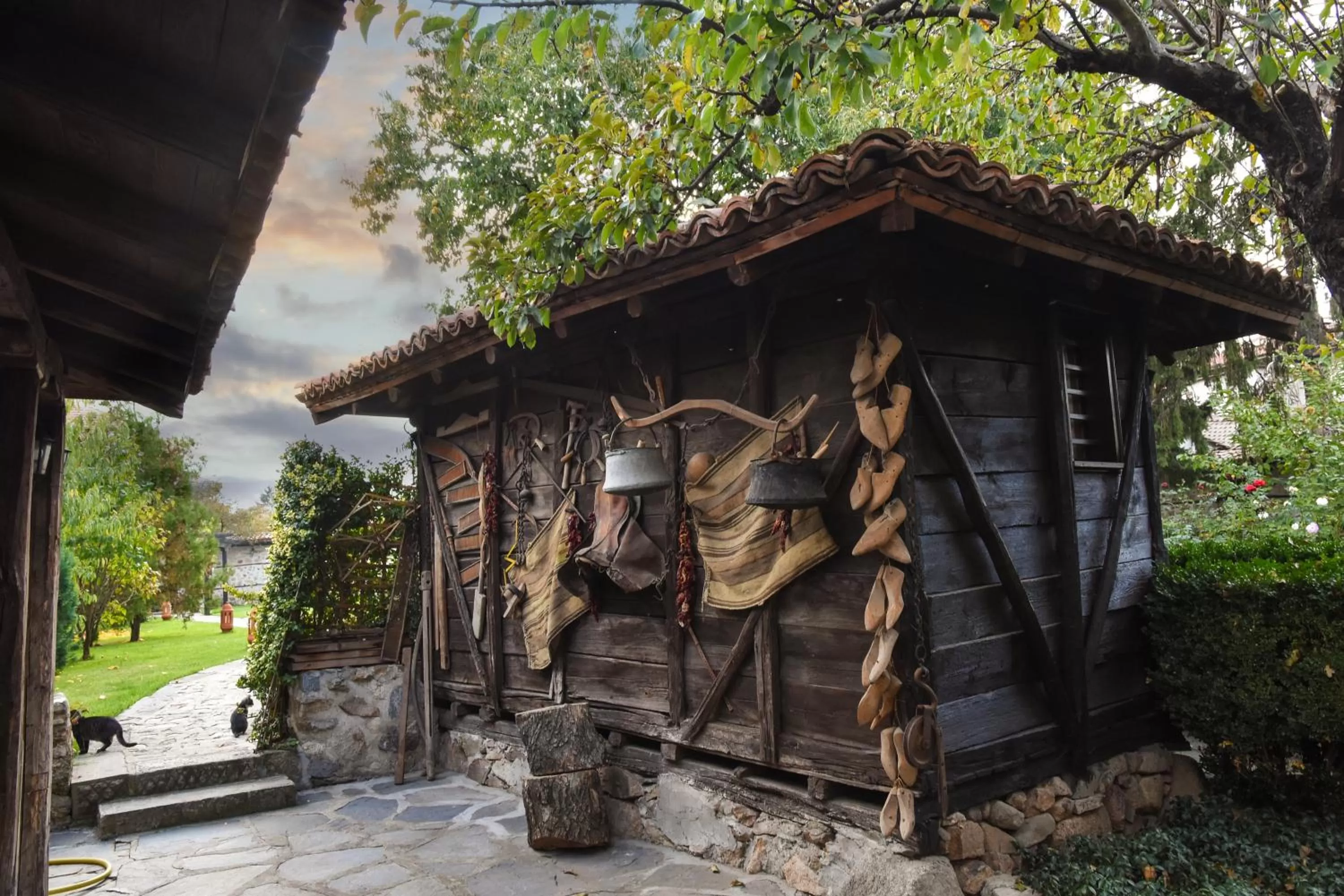 Djudjeva Kyshta Hotel