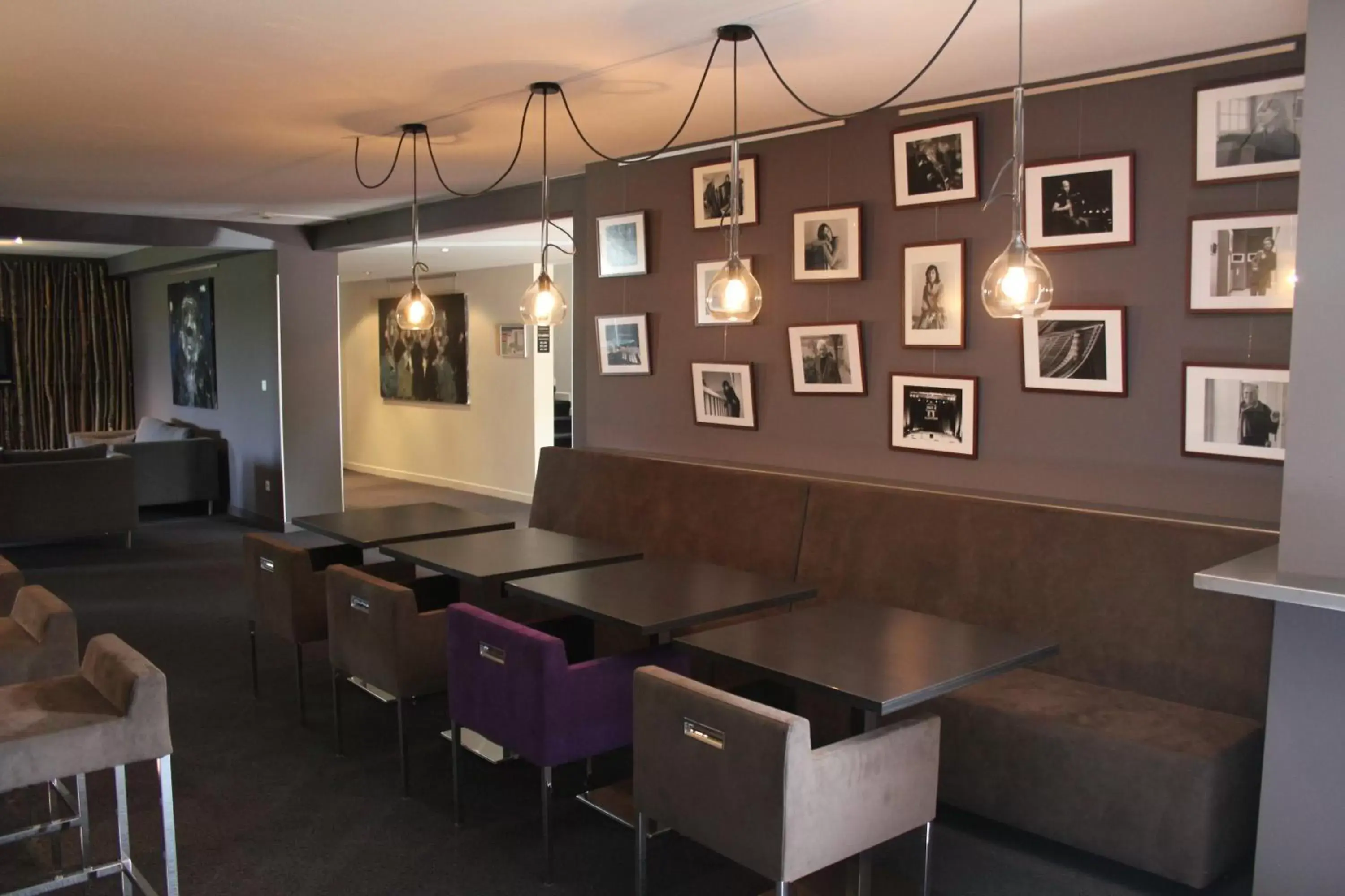 Lounge or bar in The Originals Boutique, Hôtel Marytel, Montbrison Lounge or bar in The Originals Boutique, Hôtel Marytel, Montbrison