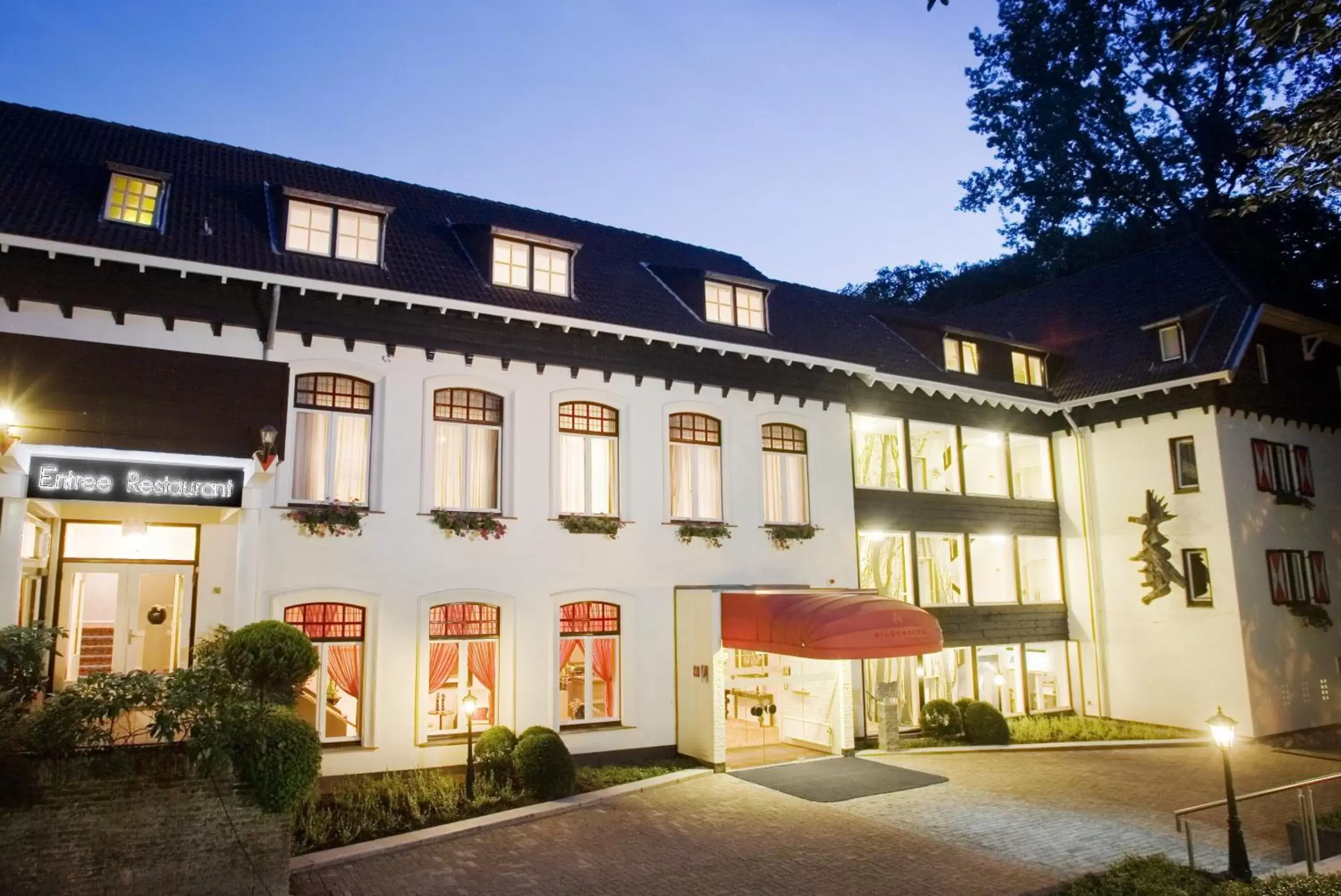 Facade/entrance, Property Building in Bilderberg Hotel De Bovenste Molen