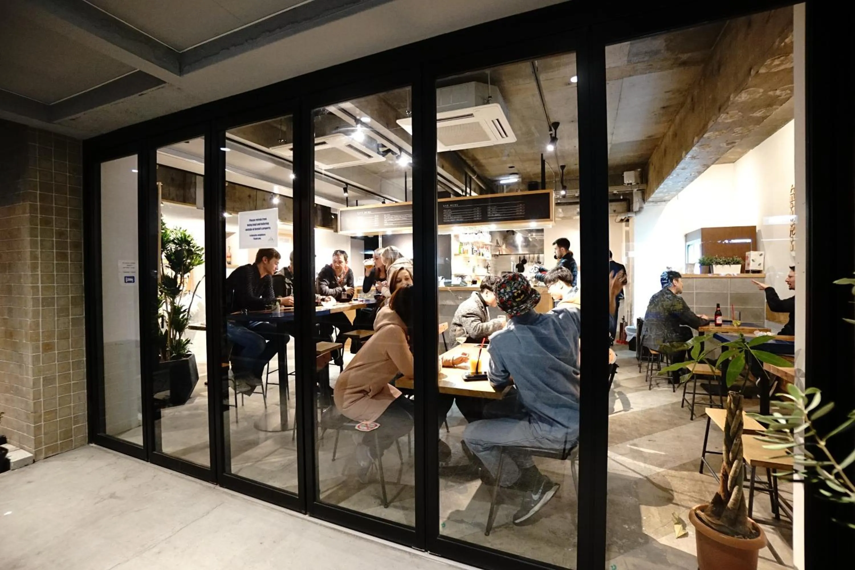 Alcoholic drinks in Imano Tokyo Hostel