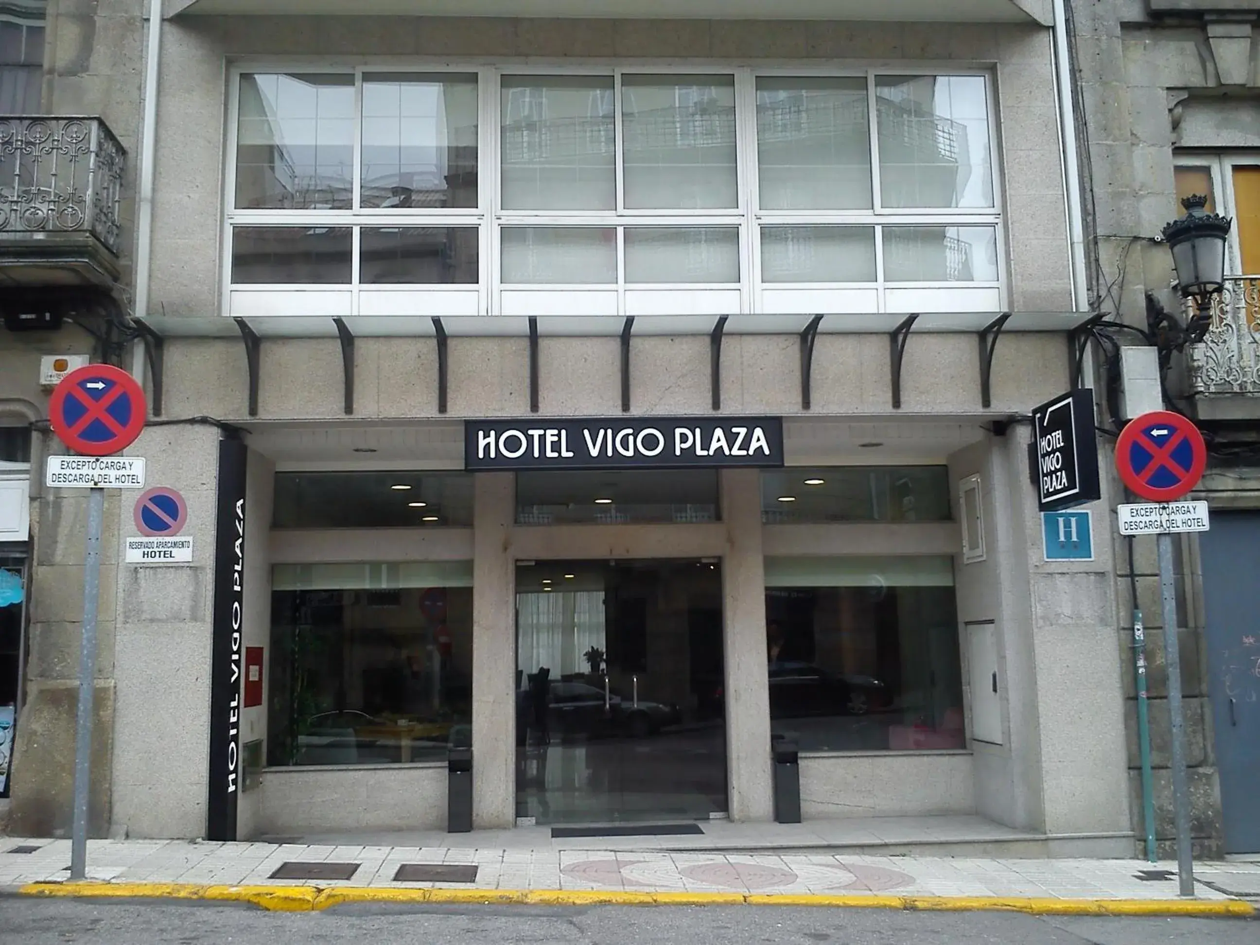 Facade/entrance in Hotel Vigo Plaza