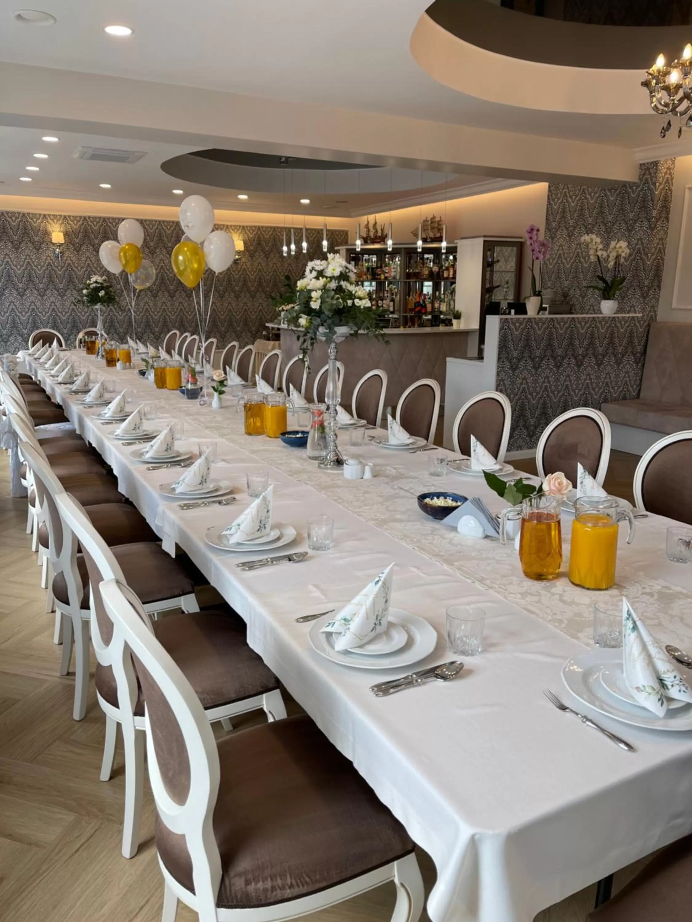 Restaurant/places to eat in Moris Boutique Beach Hotel