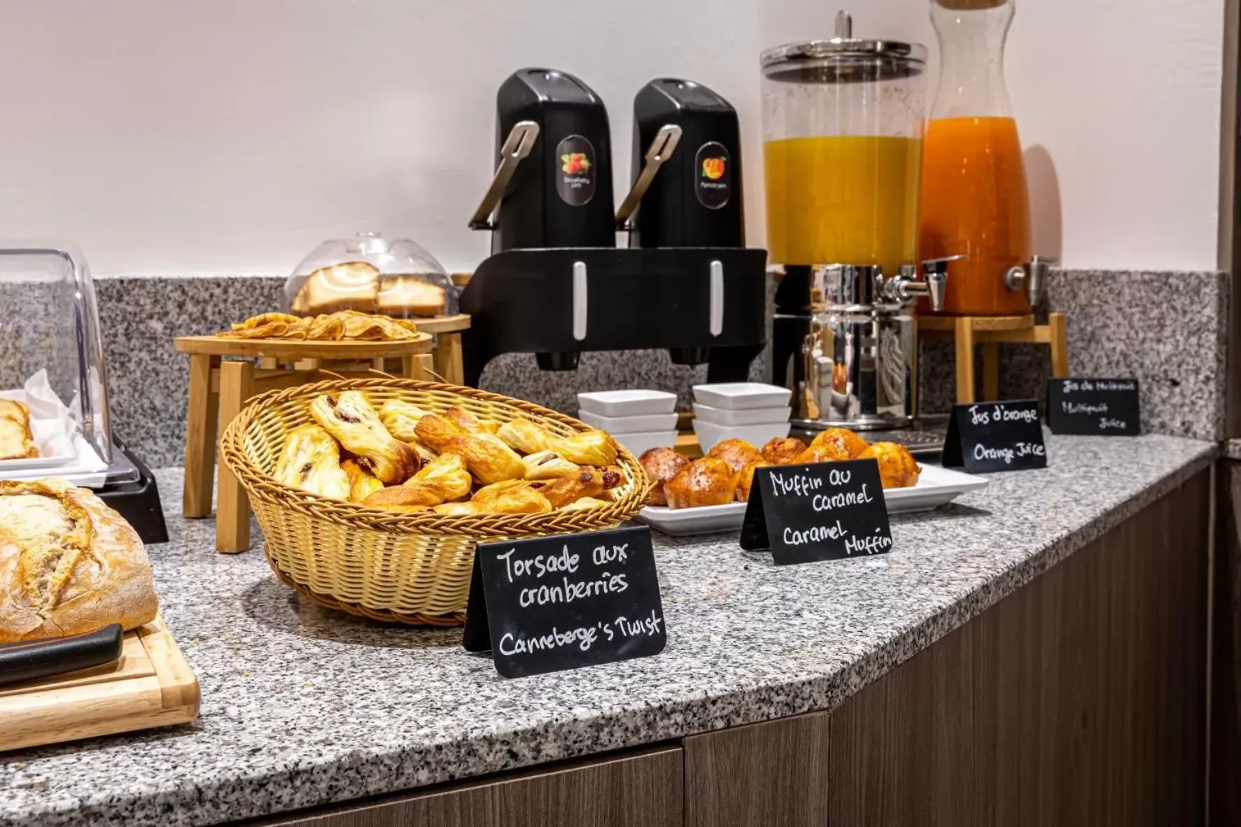 Food in Fraser Suites Paris La Défense