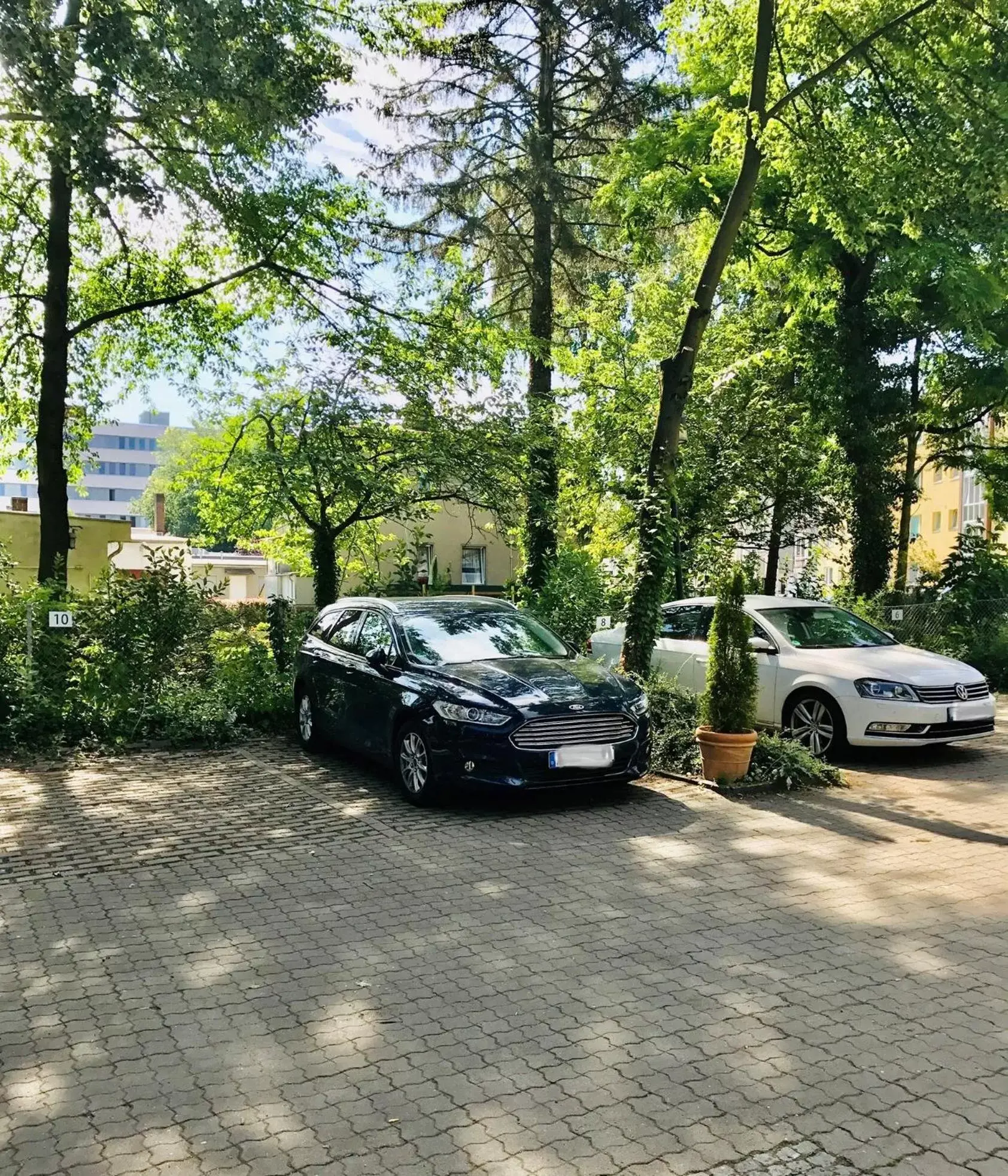 Parking in SensCity Hotel Berlin Spandau