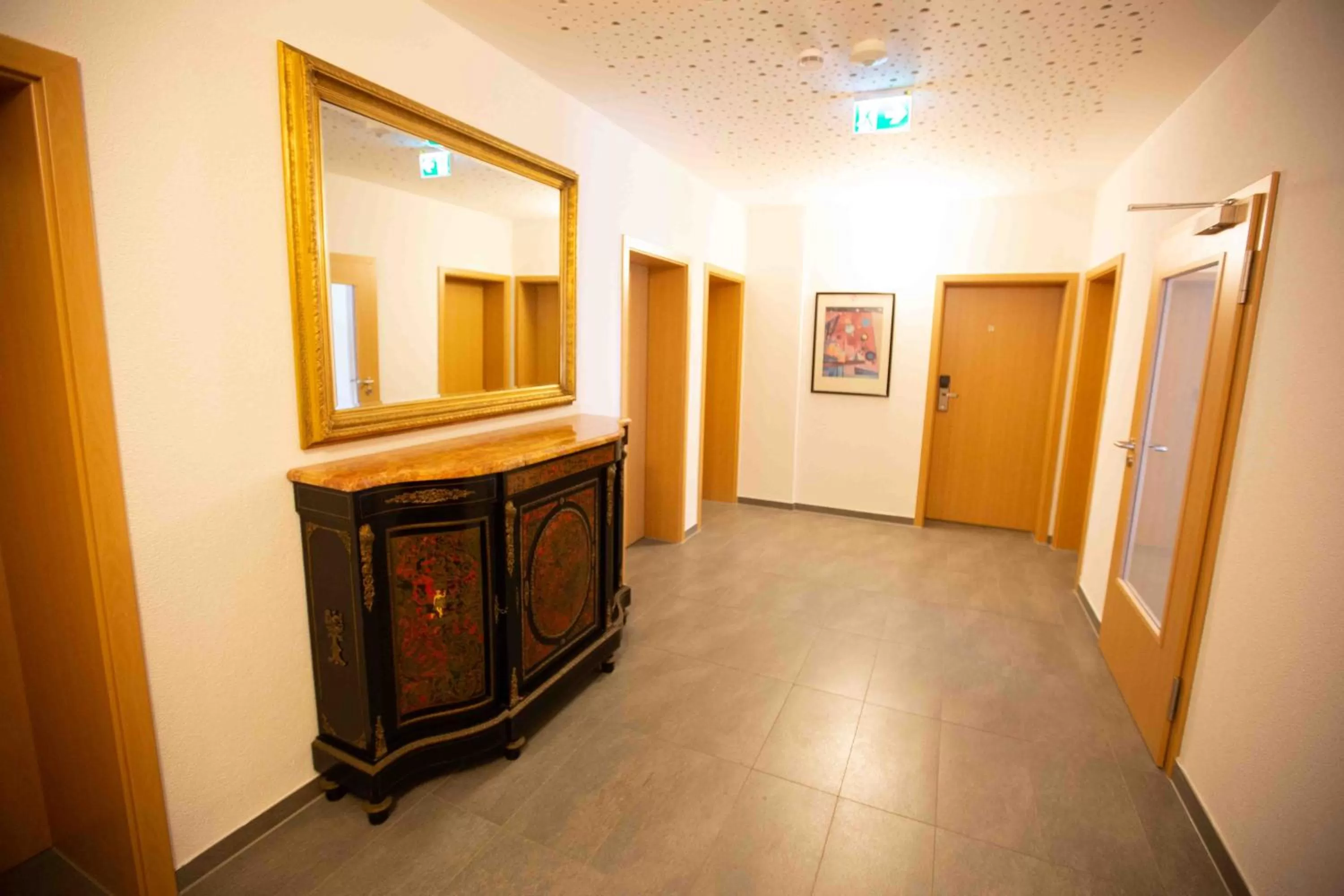 Lobby or reception in Heilbronner Hotel am schönen Theater