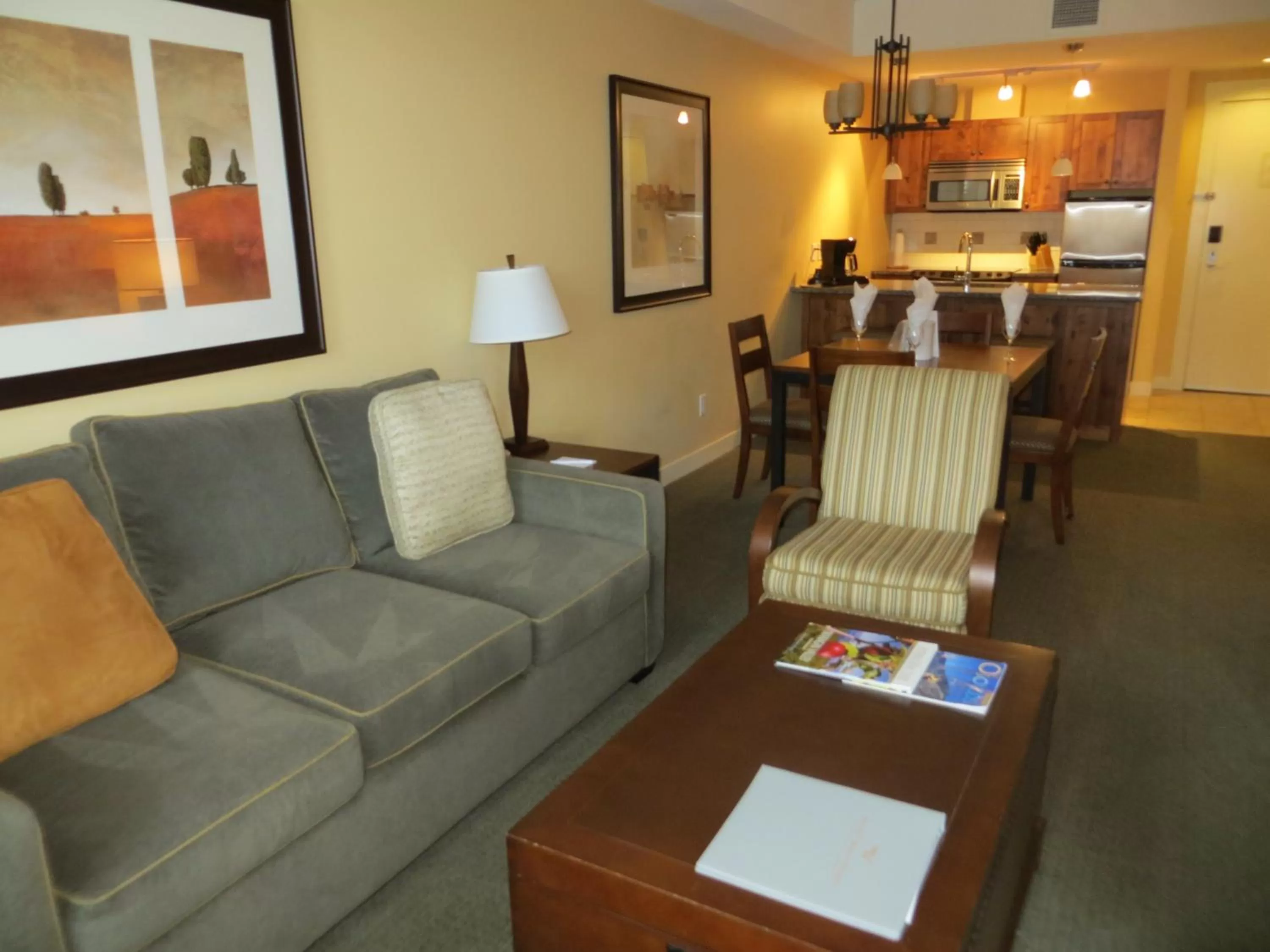 Kitchen or kitchenette in Walnut Beach Resort