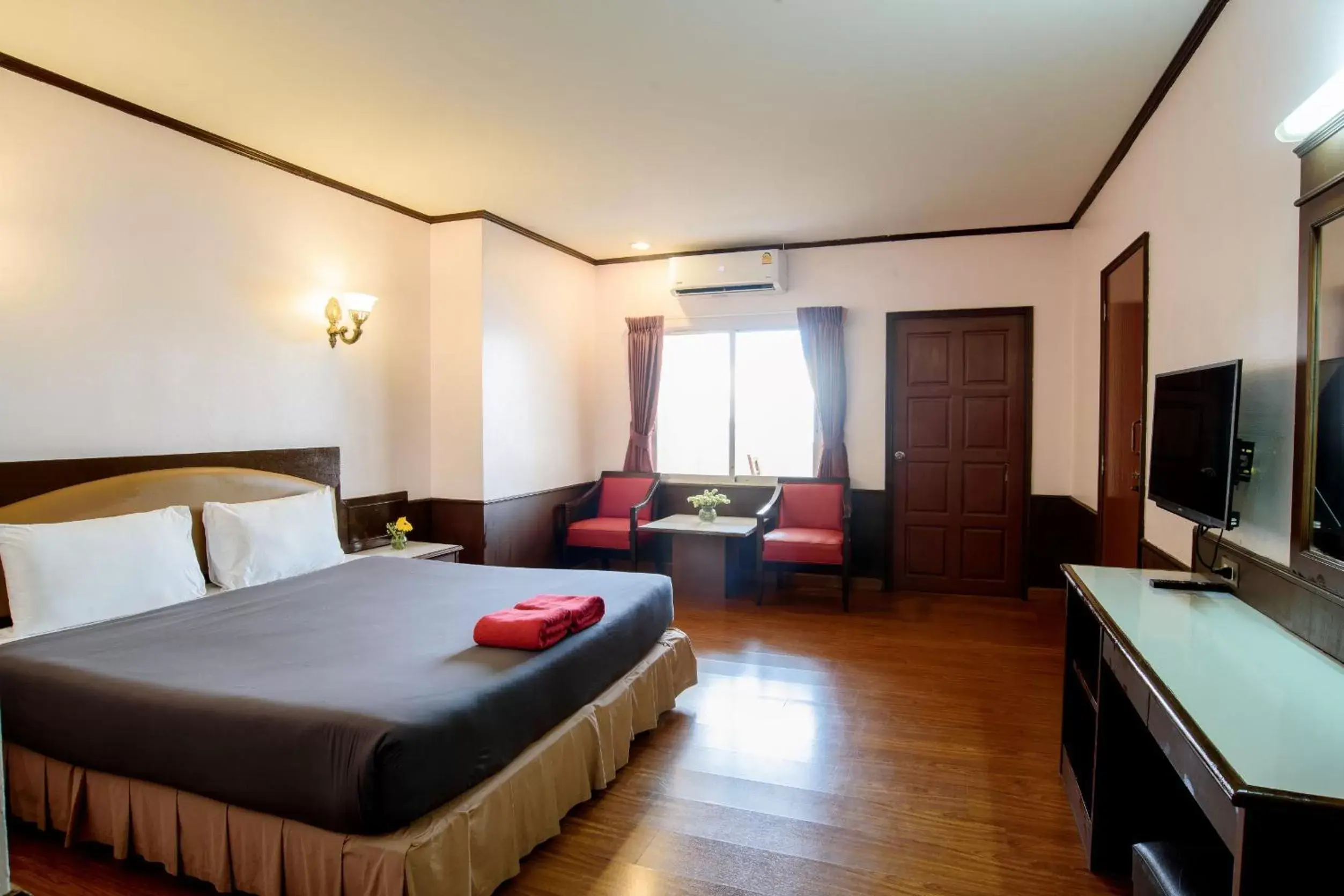 Superior Double Room in Marine Yensabai Pattaya Superior Double Room in Marine Yensabai Pattaya