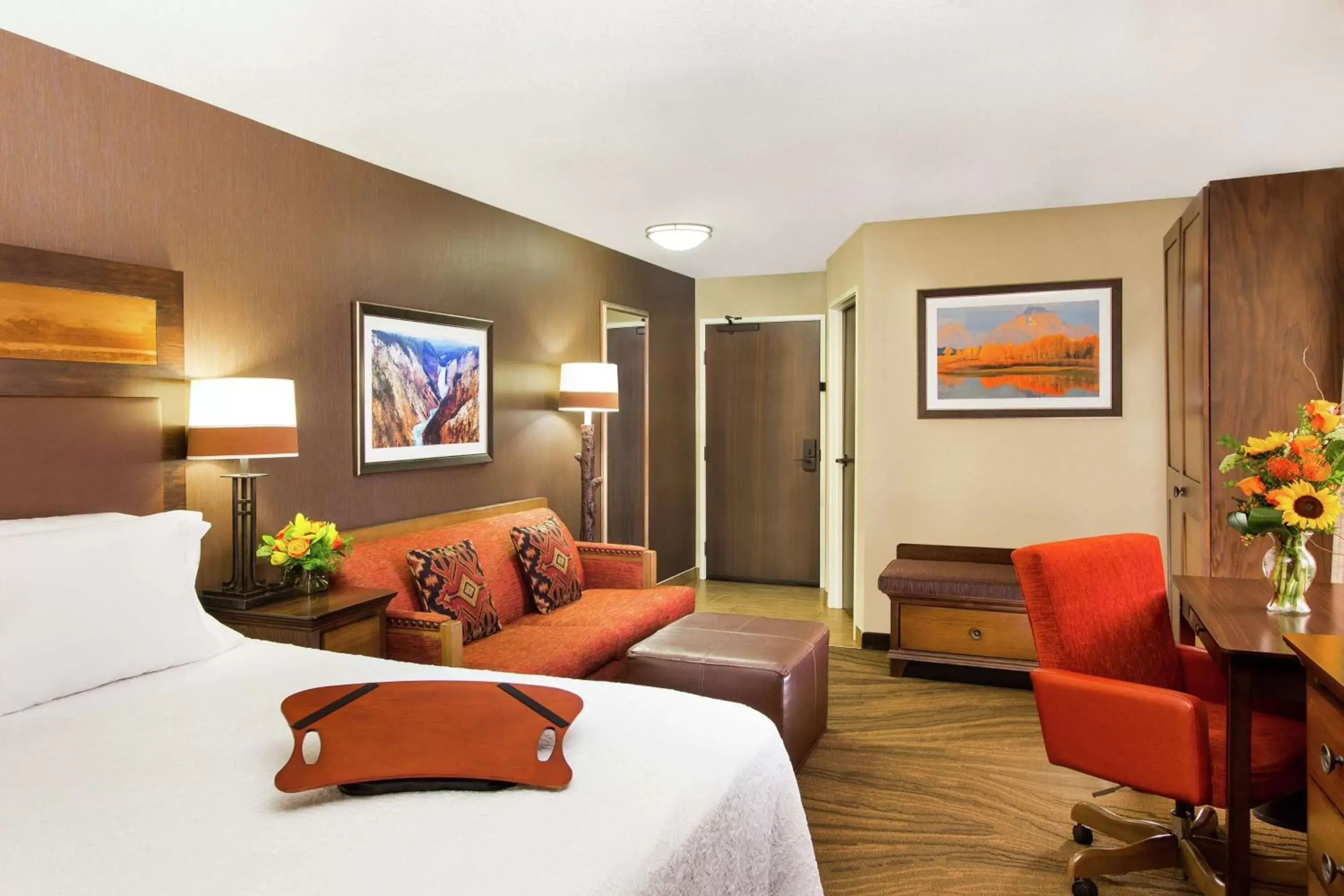 Bedroom, Seating Area in Hampton Inn Jackson Hole