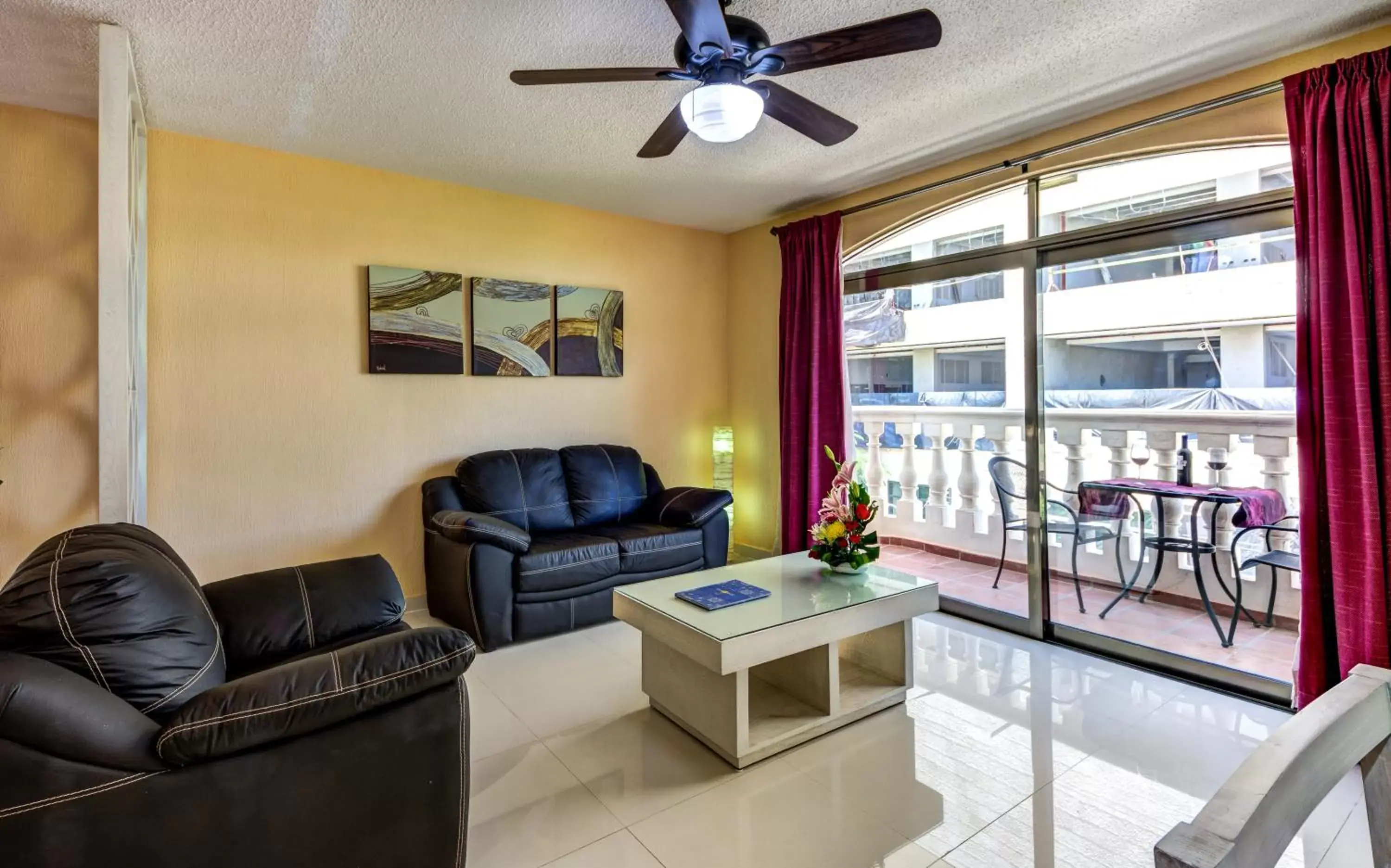 Decorative detail, Seating Area in Suites Corazon