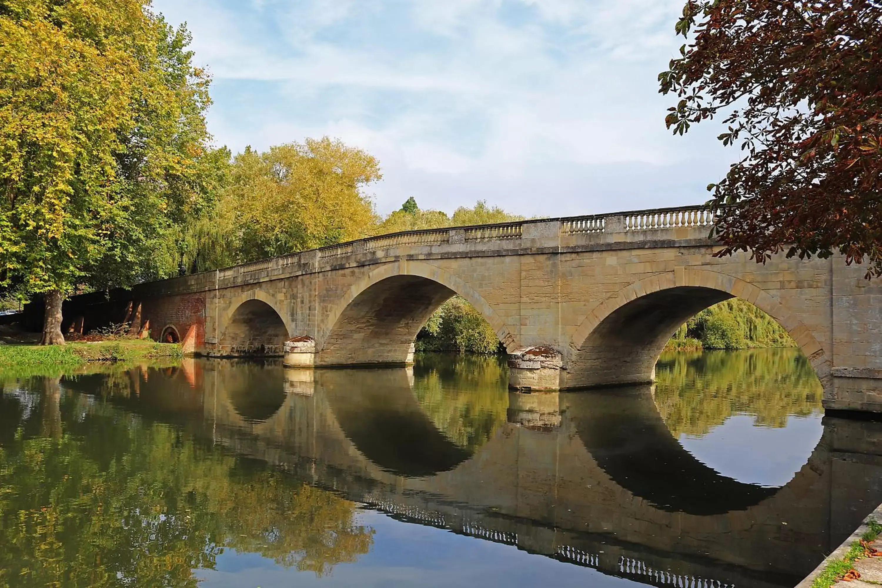 Day in Shillingford Bridge Hotel