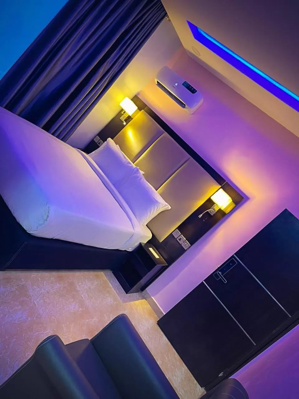 Bed in Beniks courtyard Hotel