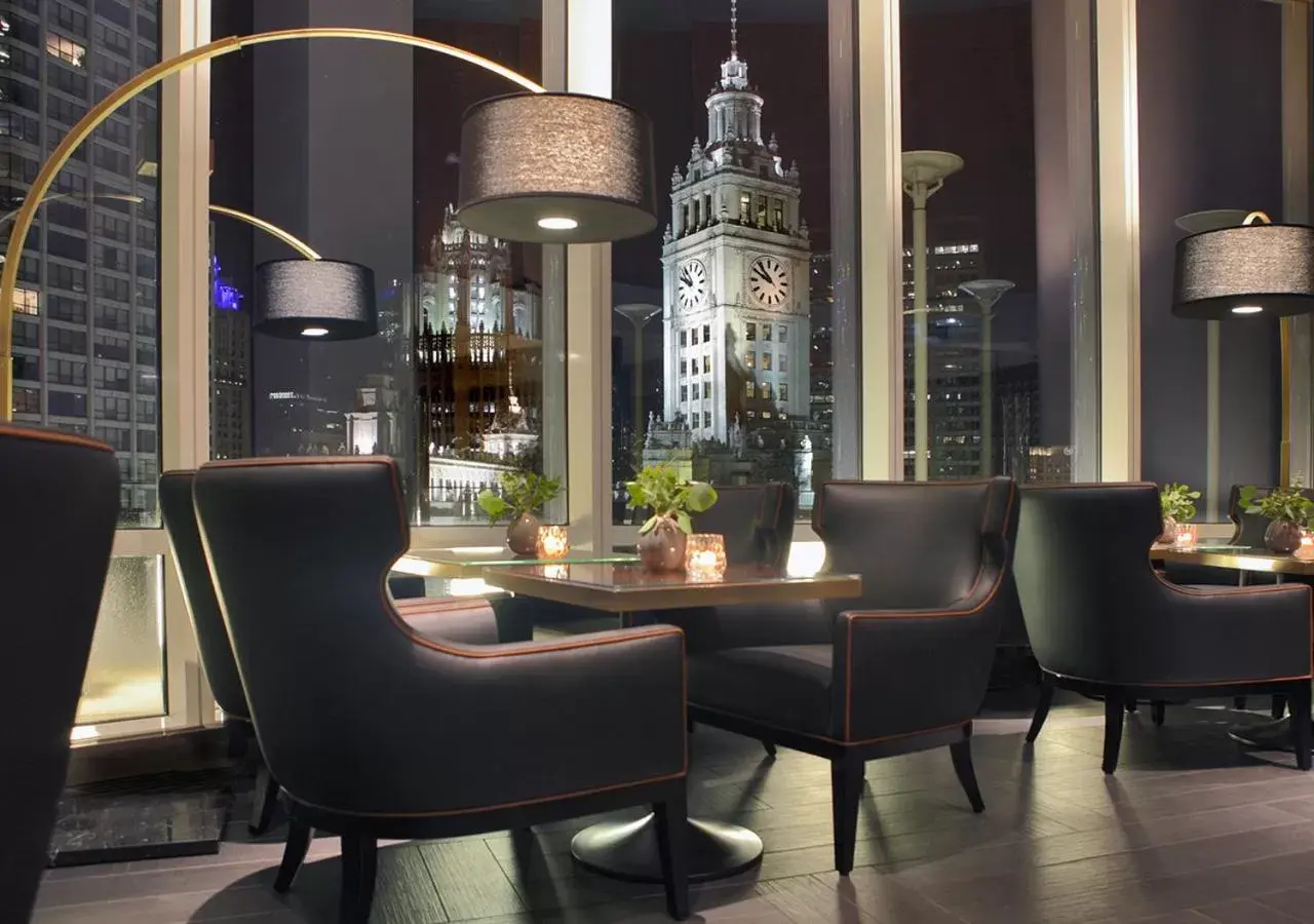 Restaurant/places to eat, Lounge/Bar in Trump International Hotel & Tower Chicago
