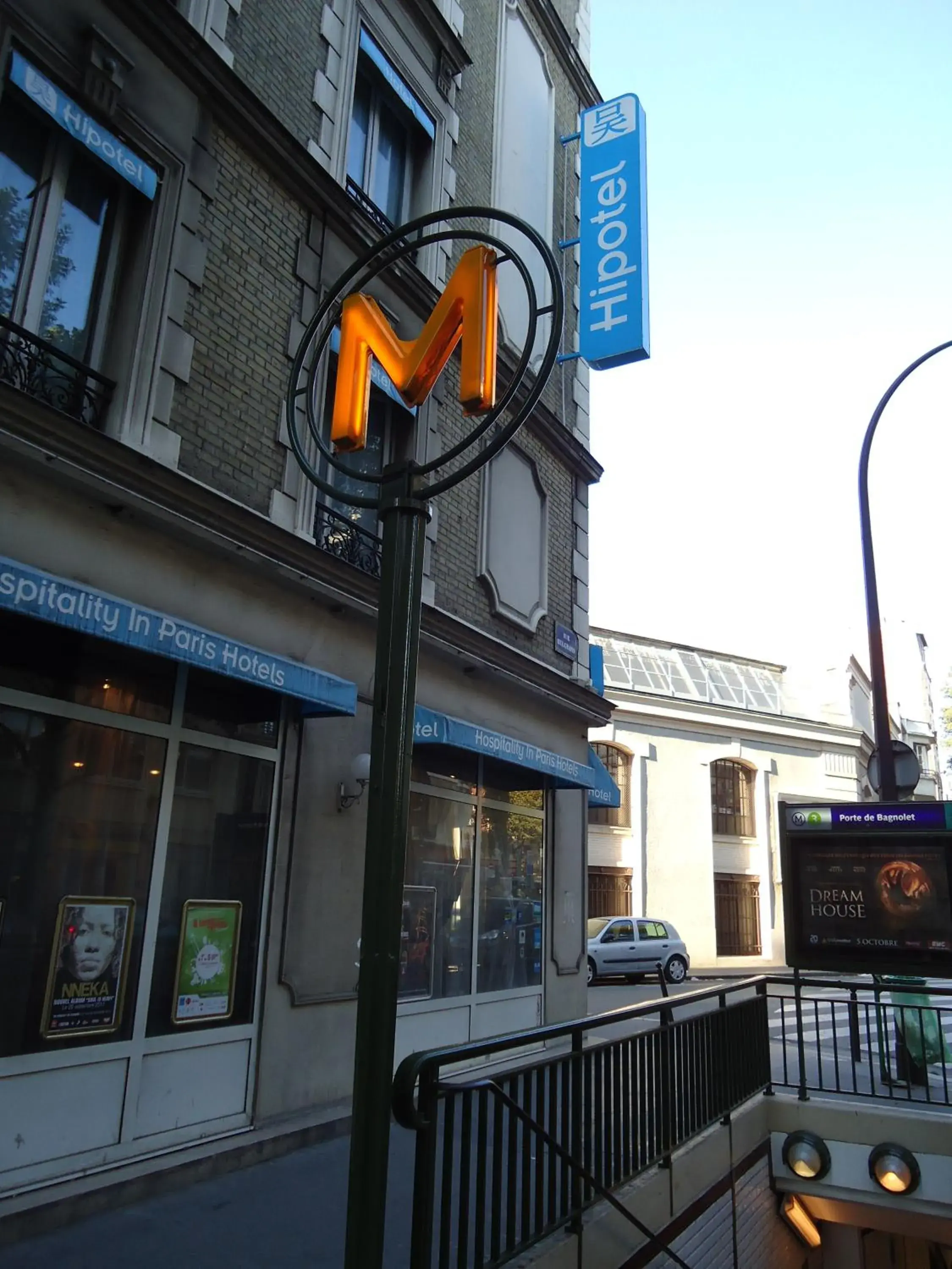 Facade/entrance, Property Building in Hipotel Paris Belgrand Mairie Du 20eme
