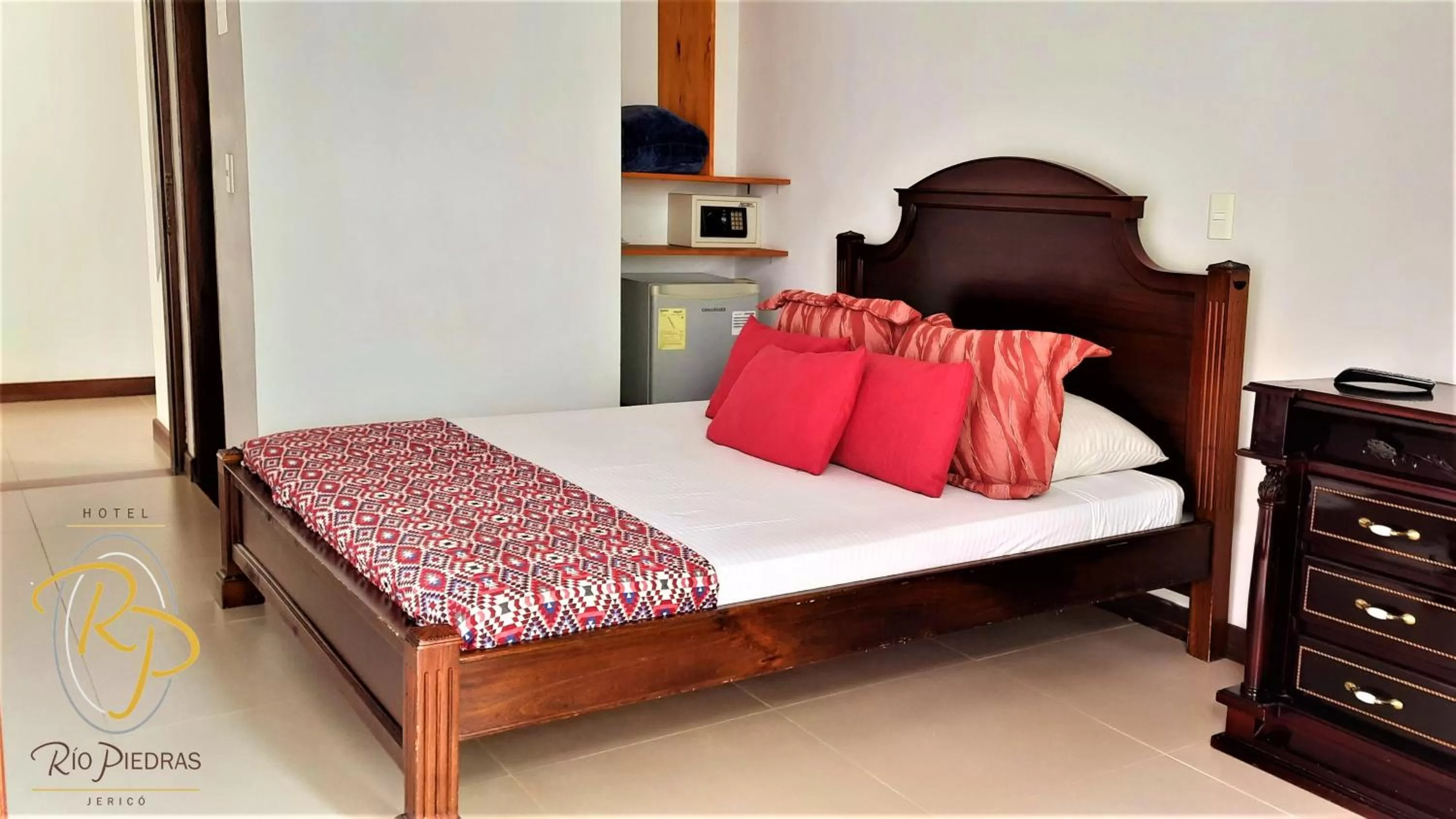 Double Room with Balcony (2 Adults + 1 Child) in Hotel Rio Piedras