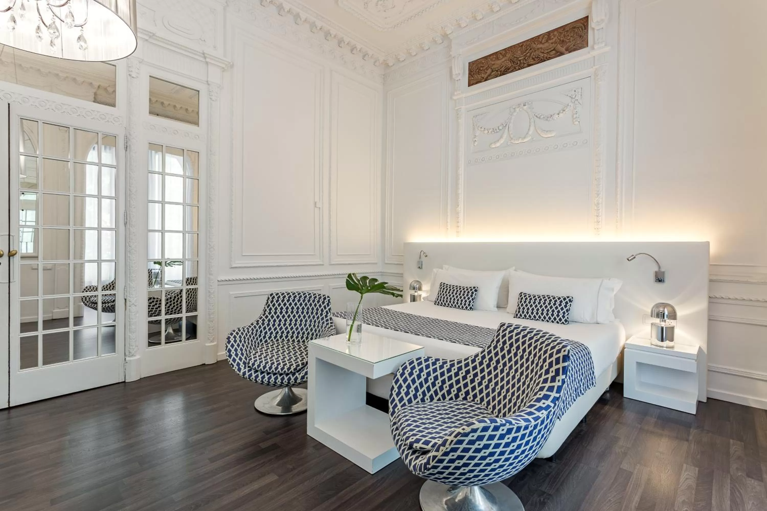 Bed in Room Mate Carla, Barcelona