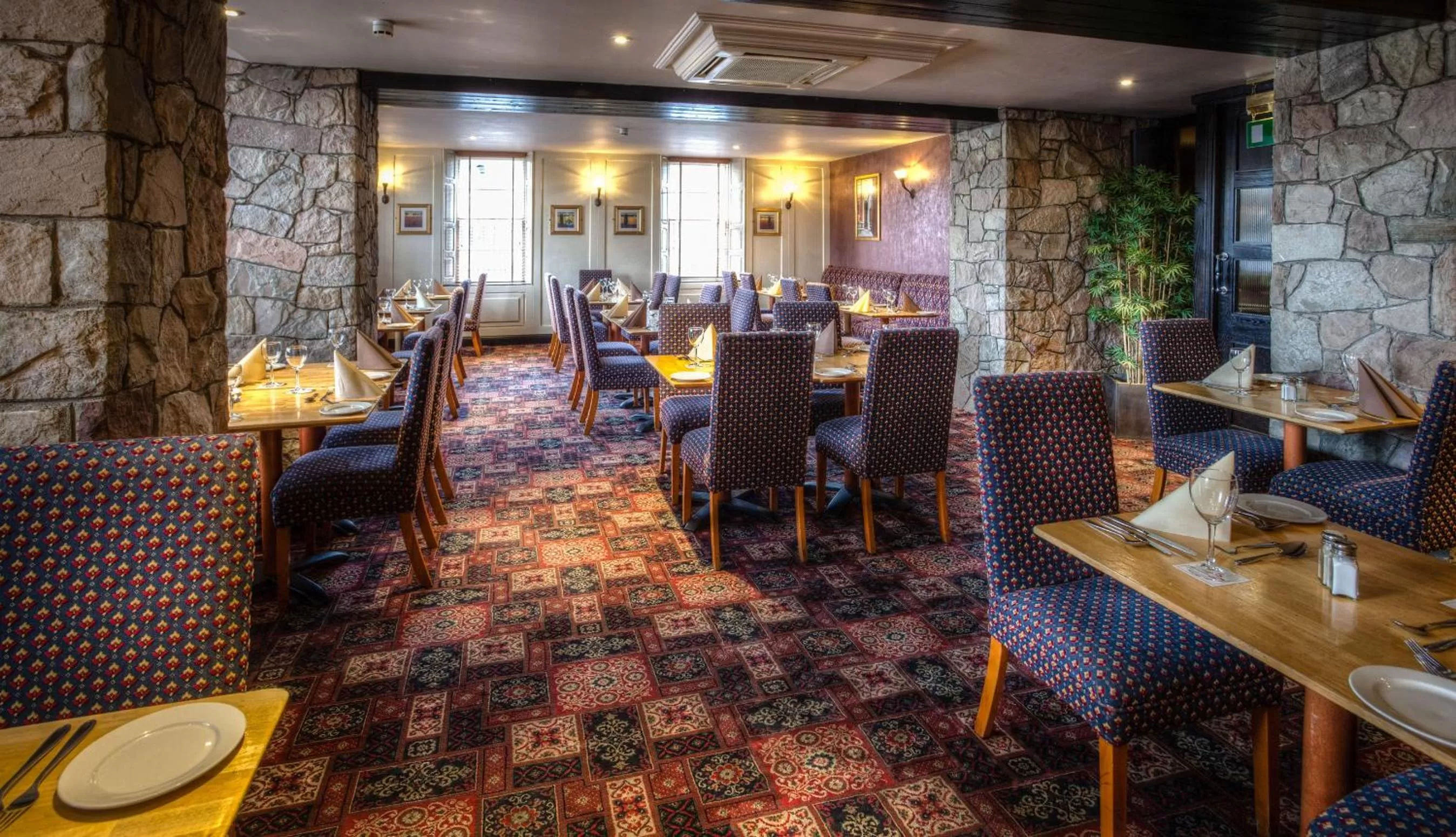 Lounge or bar in Strangford Arms Hotel
