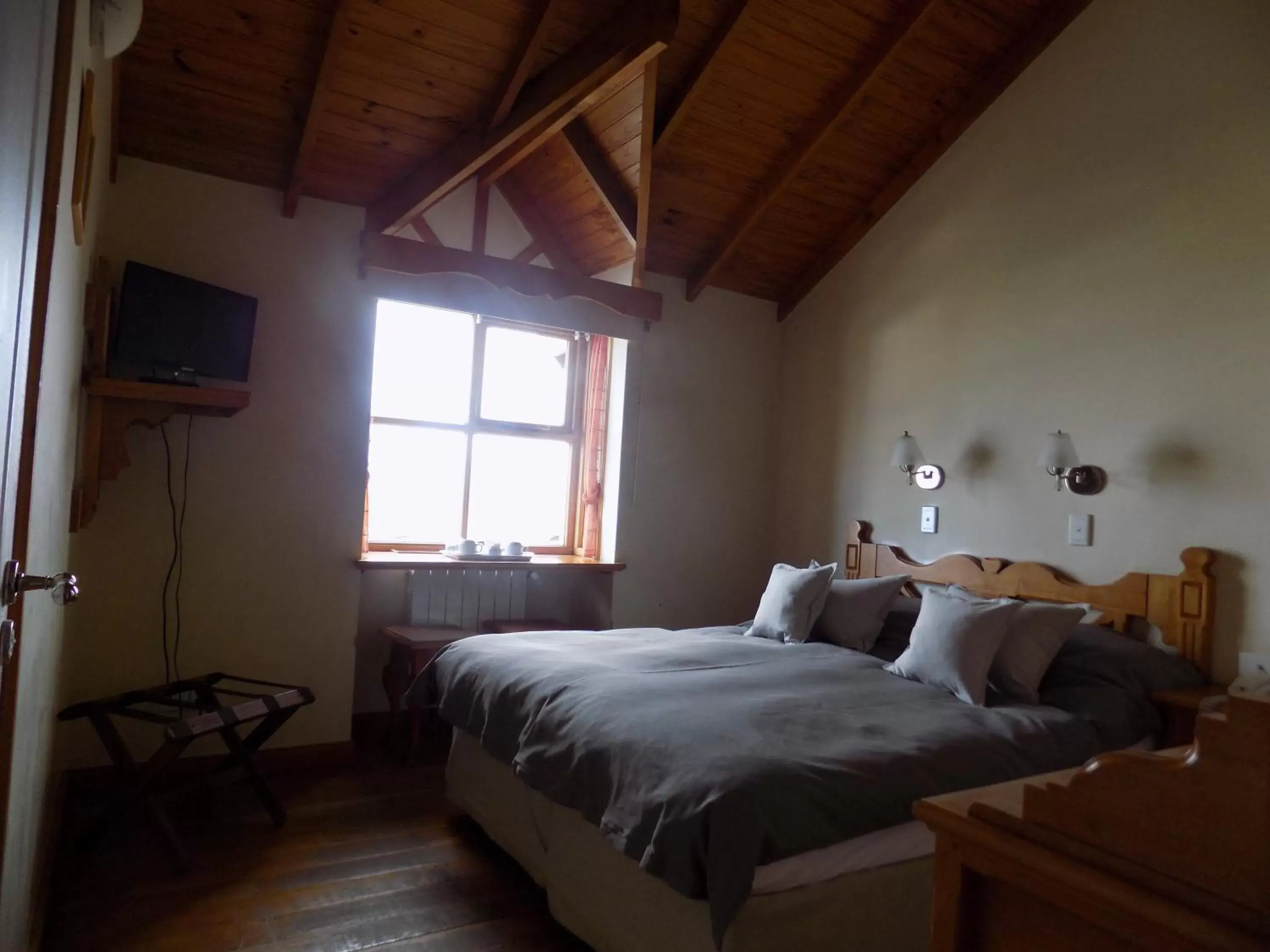 Bedroom, Bed in Hostería Patagonia Jarke